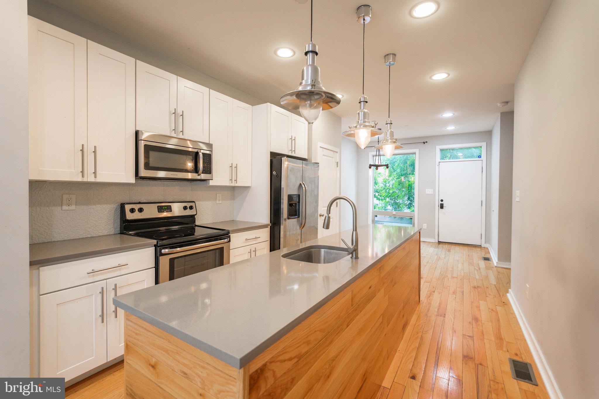 EAST KENSINGTON - Residential Lease