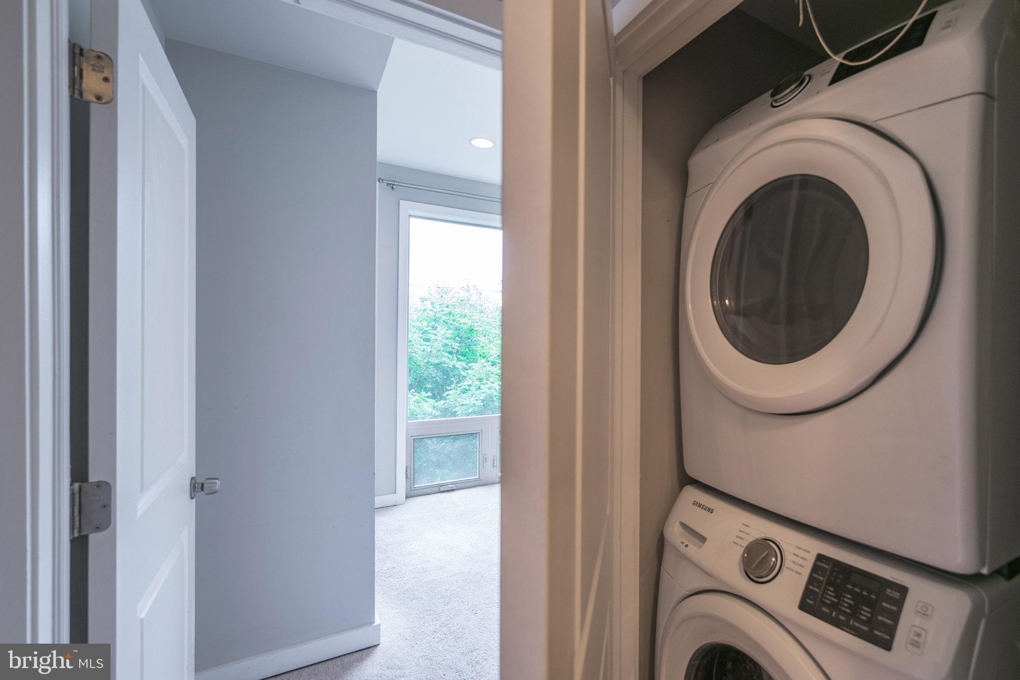 EAST KENSINGTON - Residential Lease