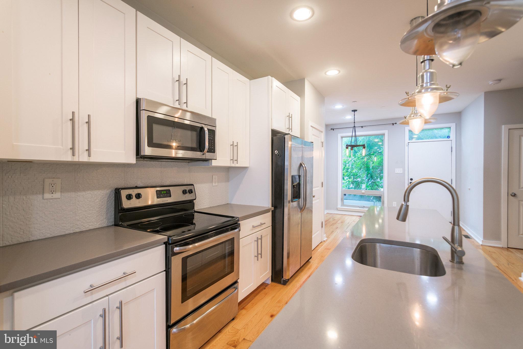 EAST KENSINGTON - Residential Lease