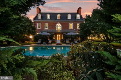 336 LYON COURT PIKESVILLE MD 21208