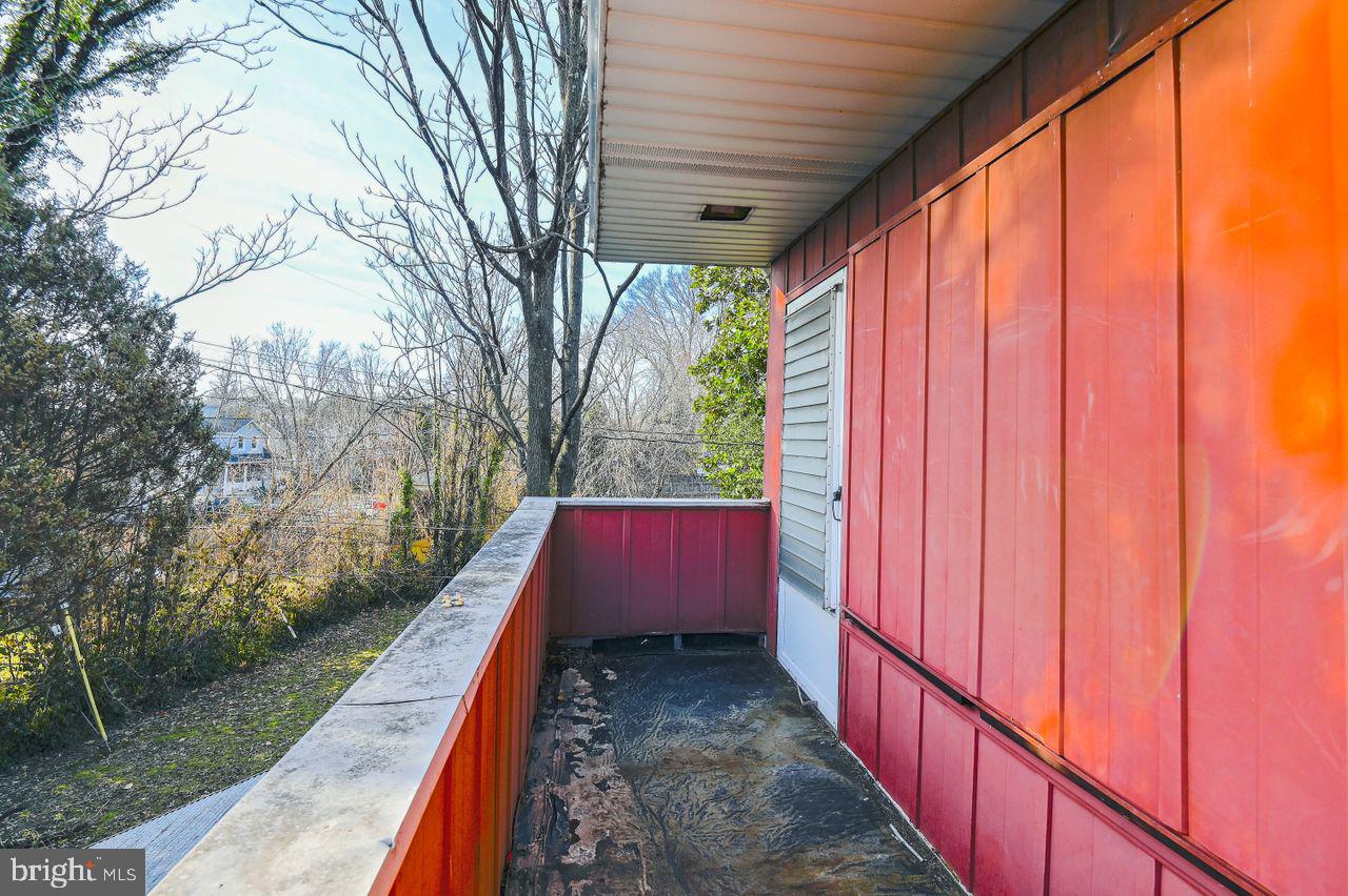 HAMILTON HILLS - Residential Income