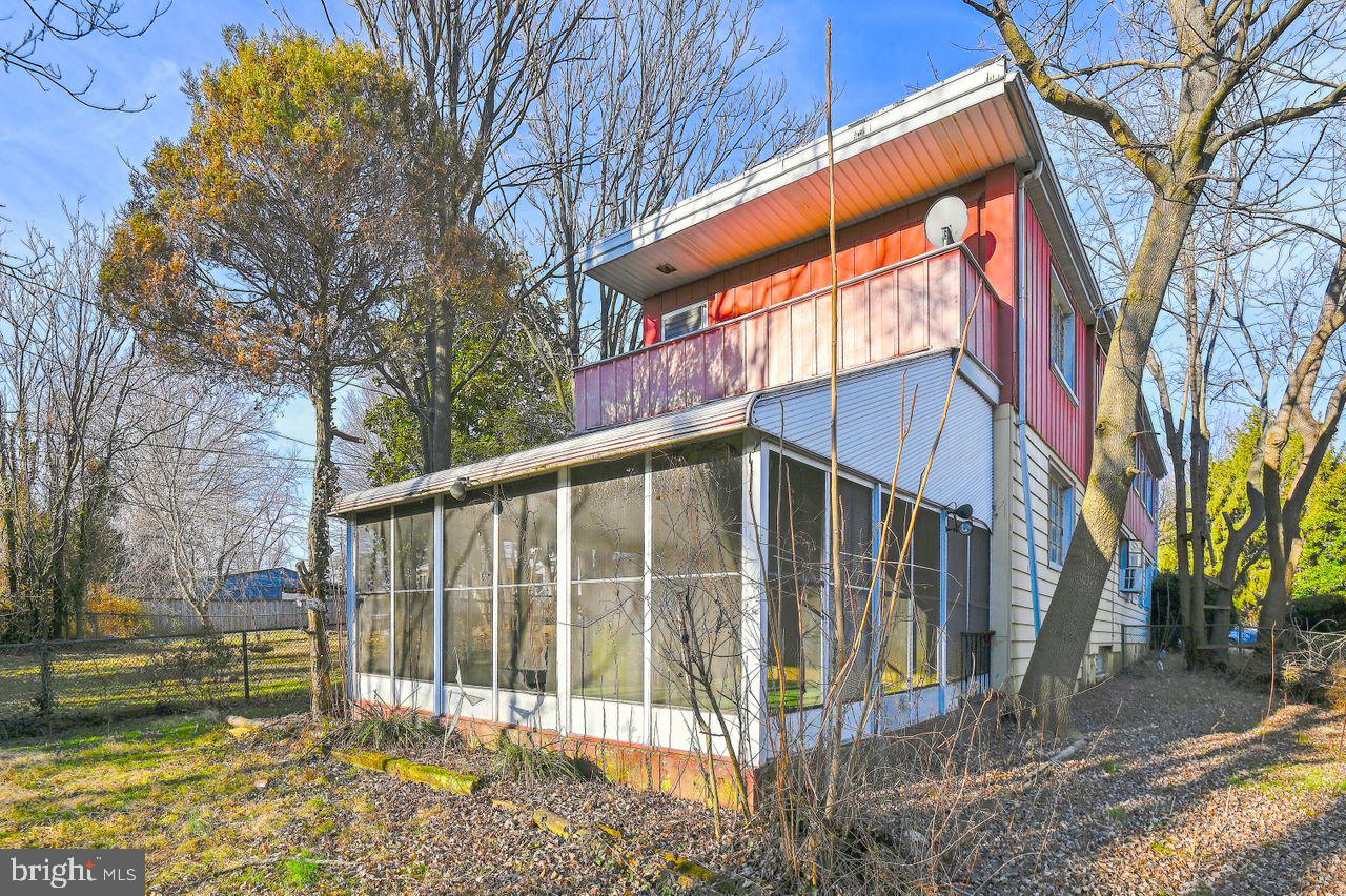 HAMILTON HILLS - Residential Income