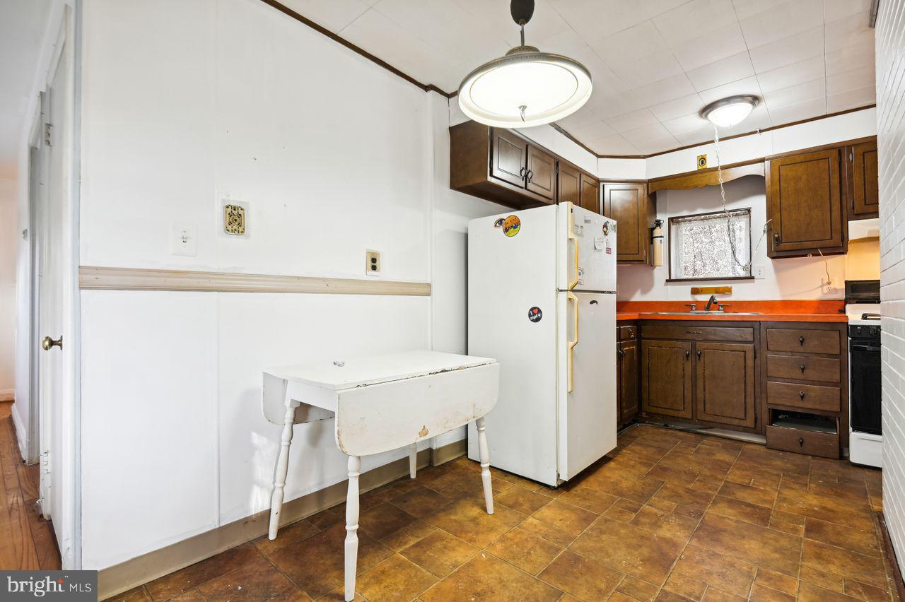 HAMILTON HILLS - Residential Income