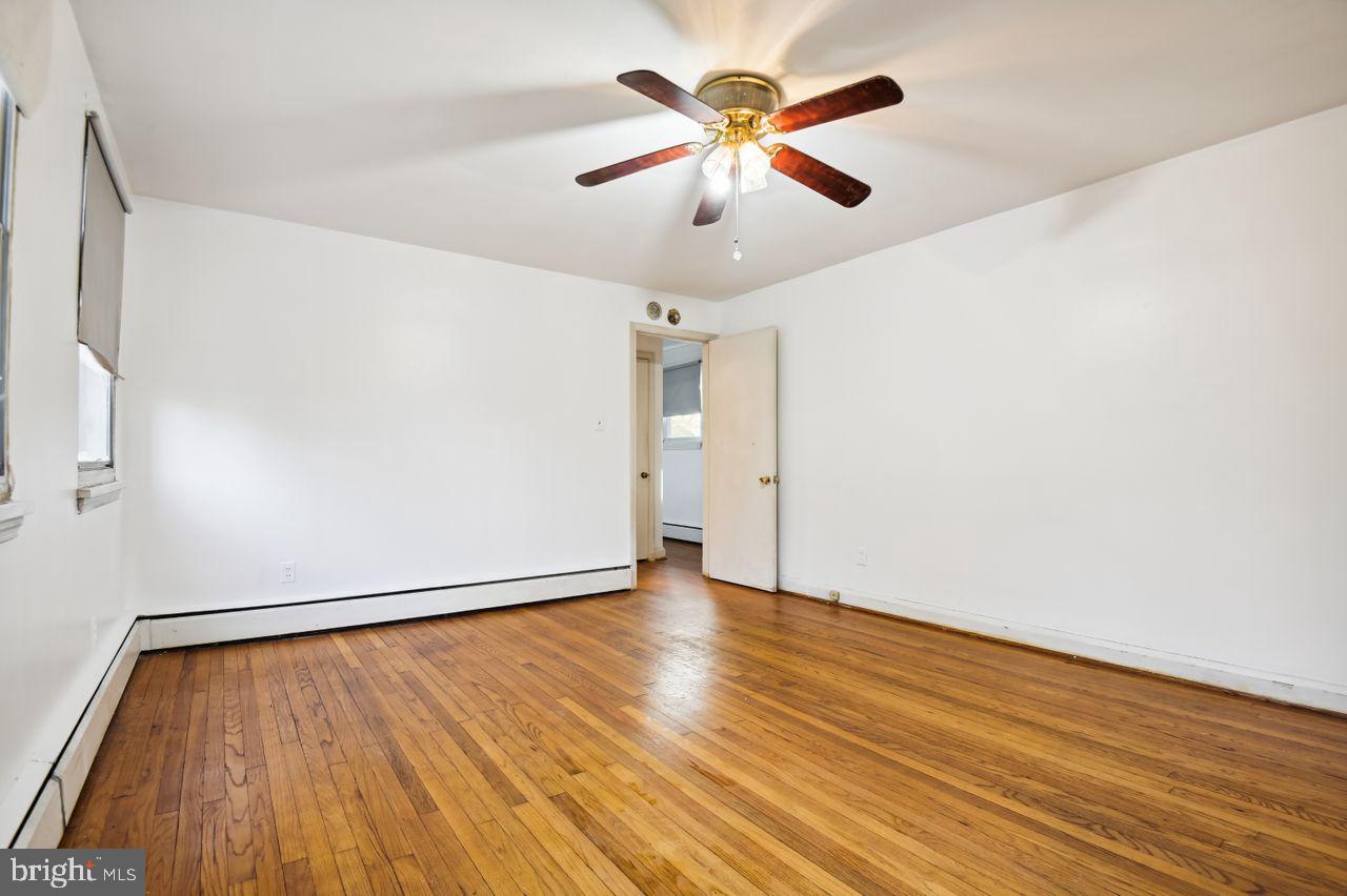 HAMILTON HILLS - Residential Income