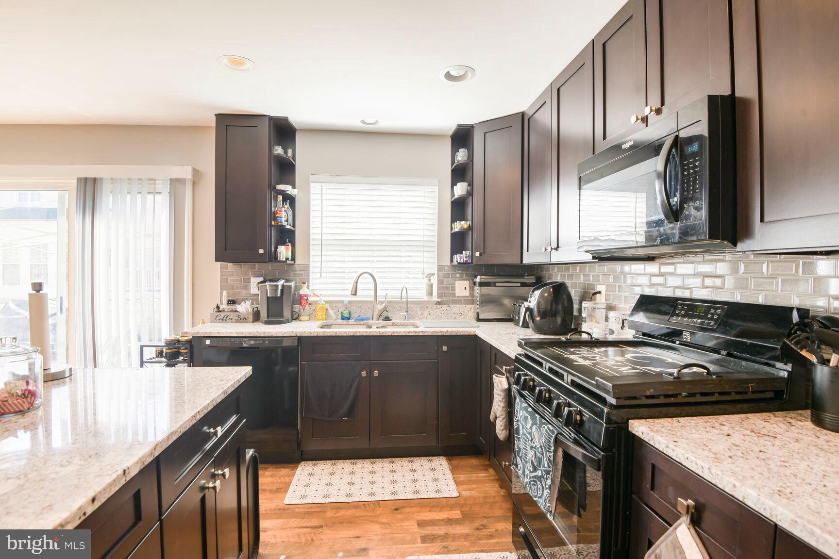 SHEFFIELD - Residential Lease