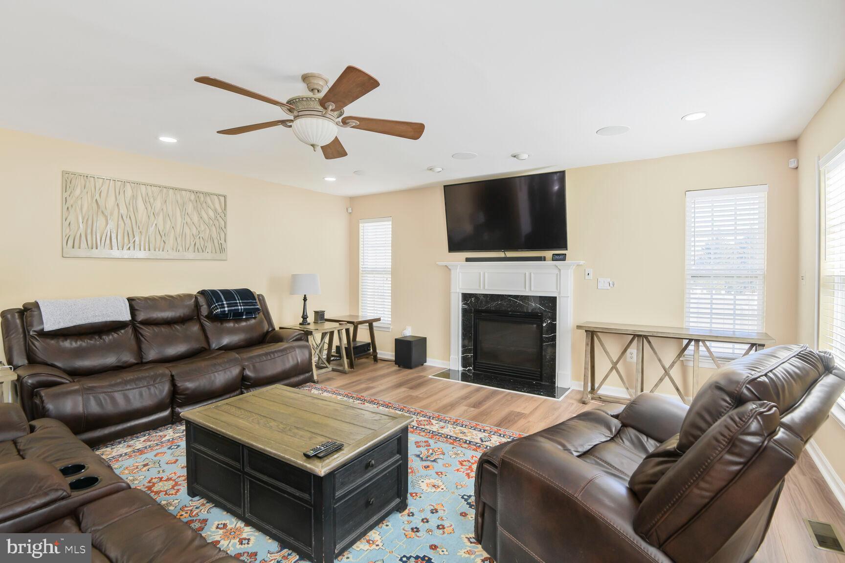 SHEFFIELD - Residential Lease