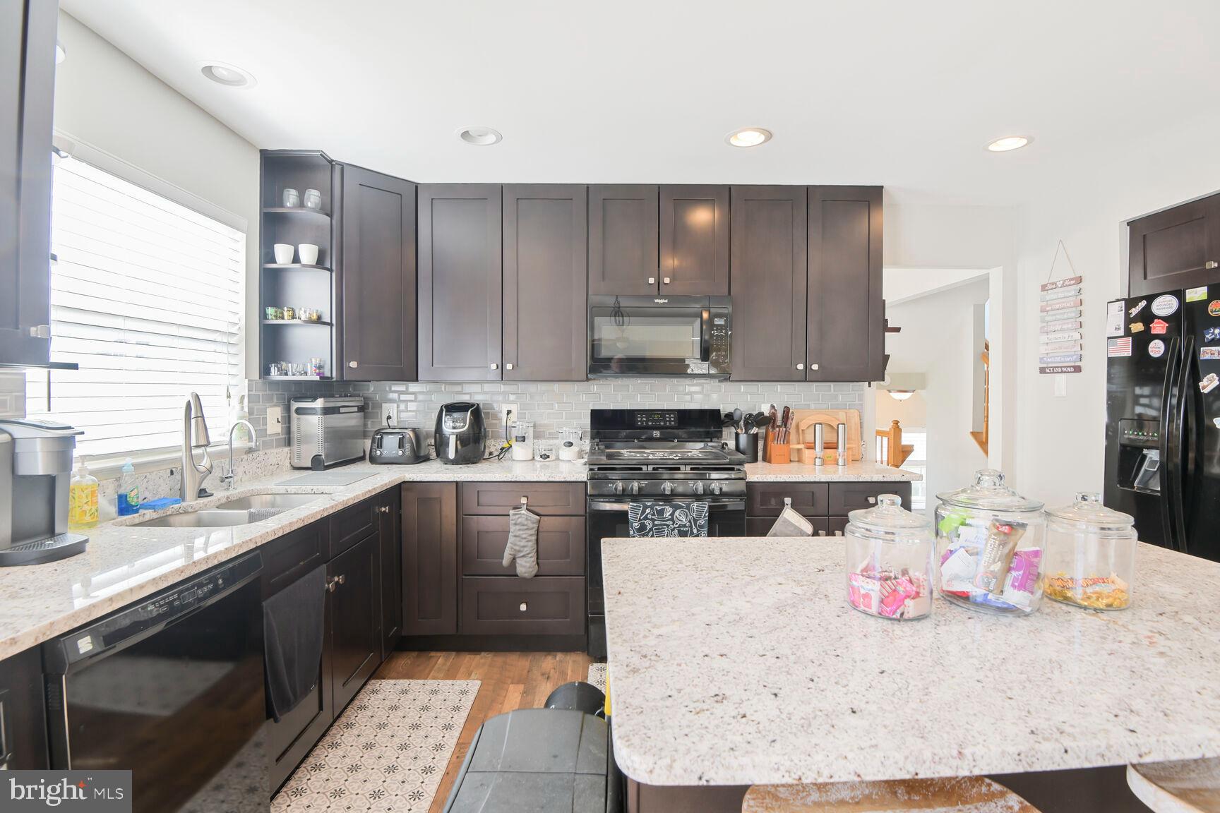 SHEFFIELD - Residential Lease