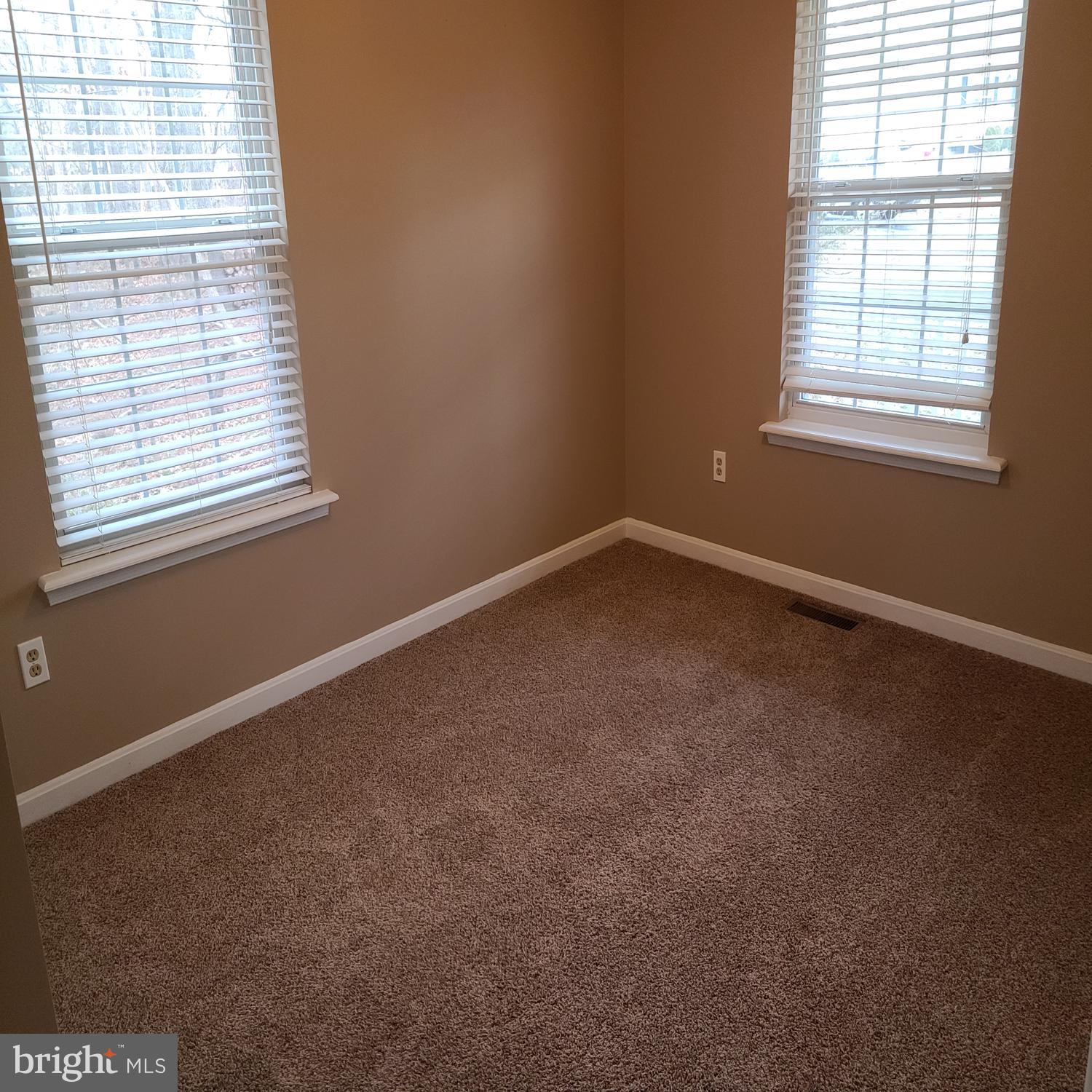 HILL VALLEY - Residential Lease