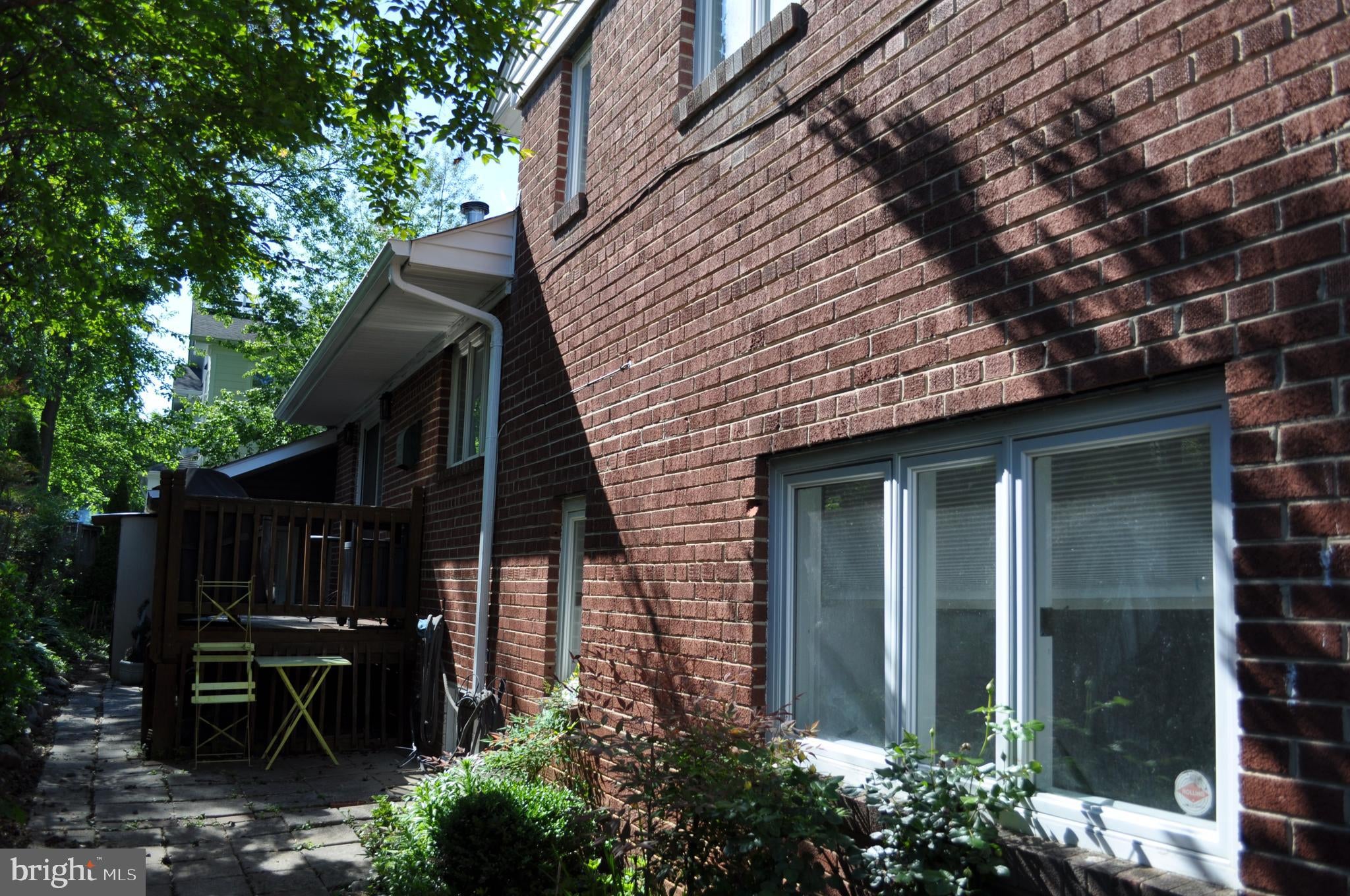 6000 GREENTREE ROAD