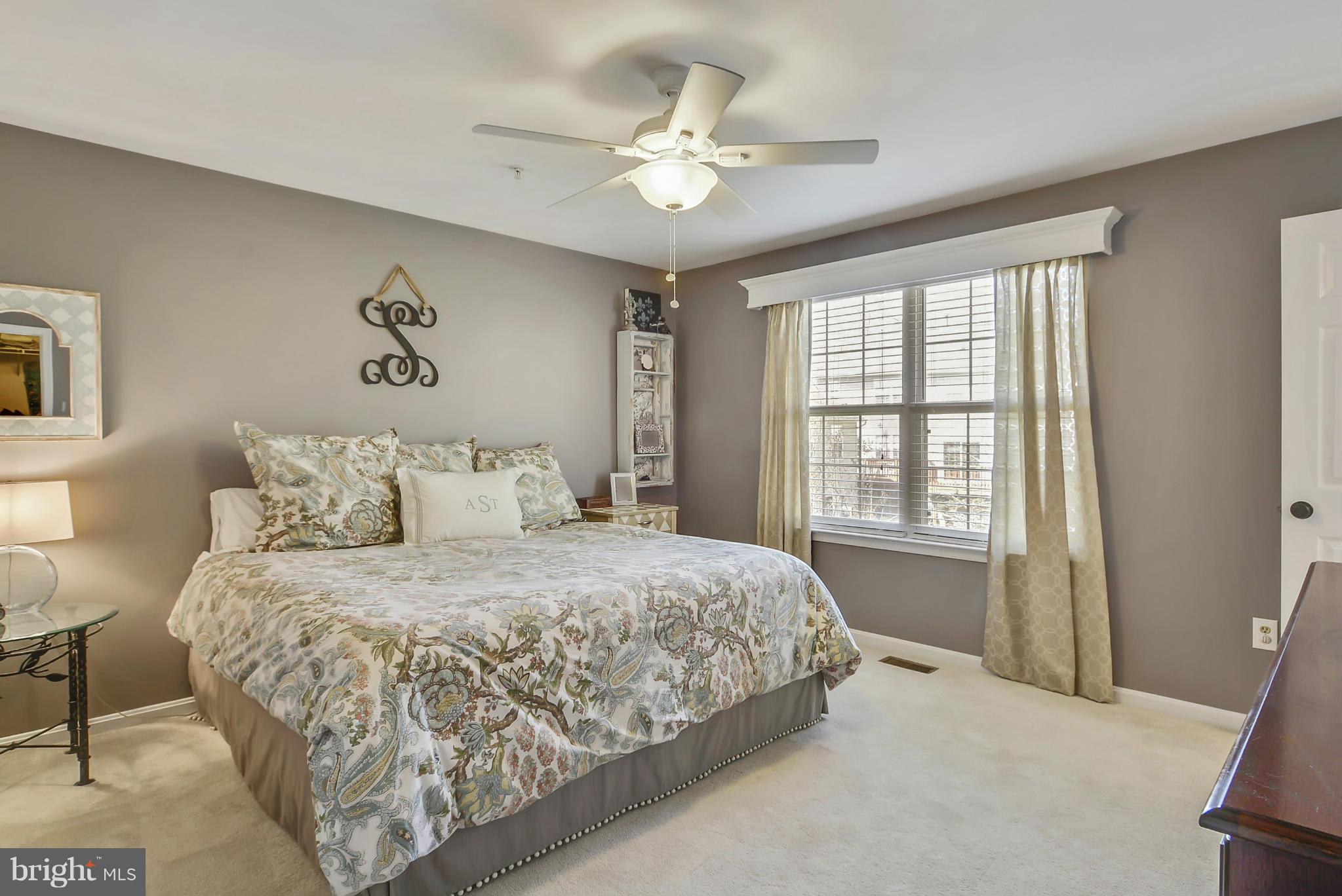 BEECHWOOD HILL - Residential