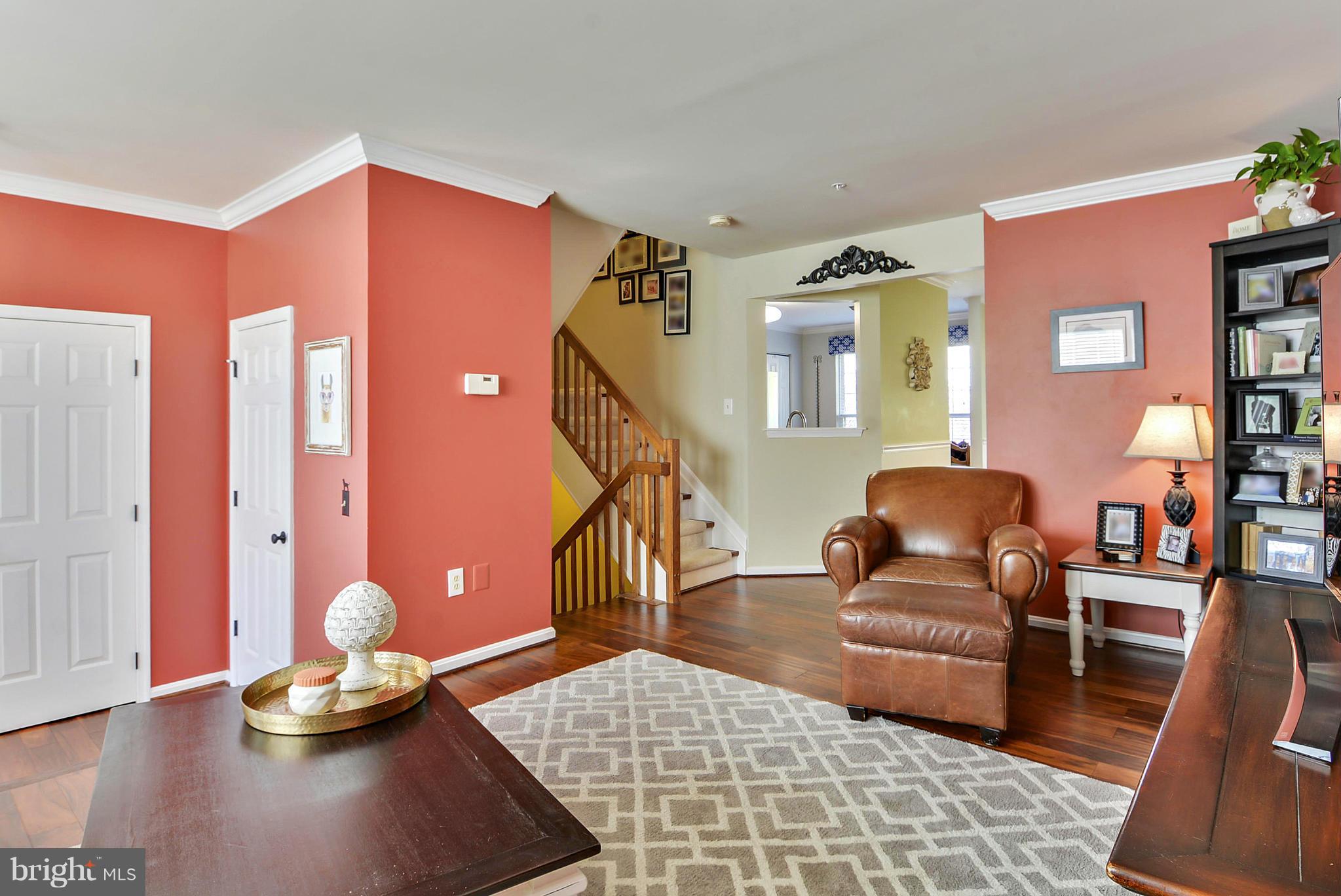 BEECHWOOD HILL - Residential