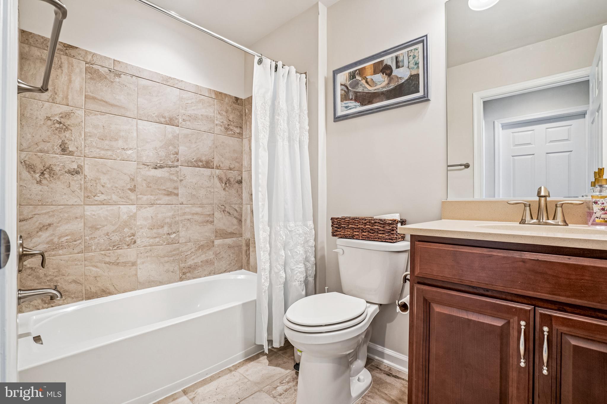 CELEBRATE VIRGINIA NORTH - Residential