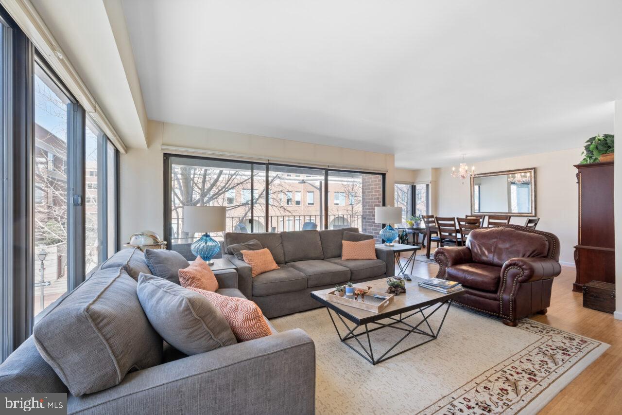 OLD TOWN ALEXANDRIA - Residential Lease