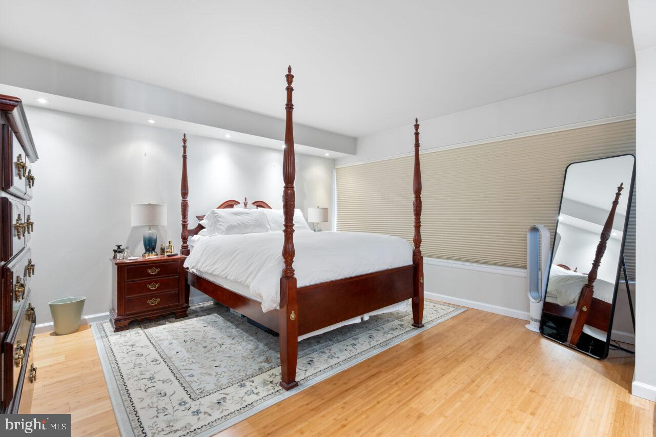 OLD TOWN ALEXANDRIA - Residential Lease