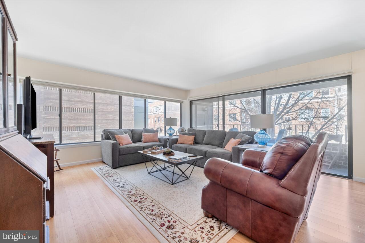 OLD TOWN ALEXANDRIA - Residential Lease