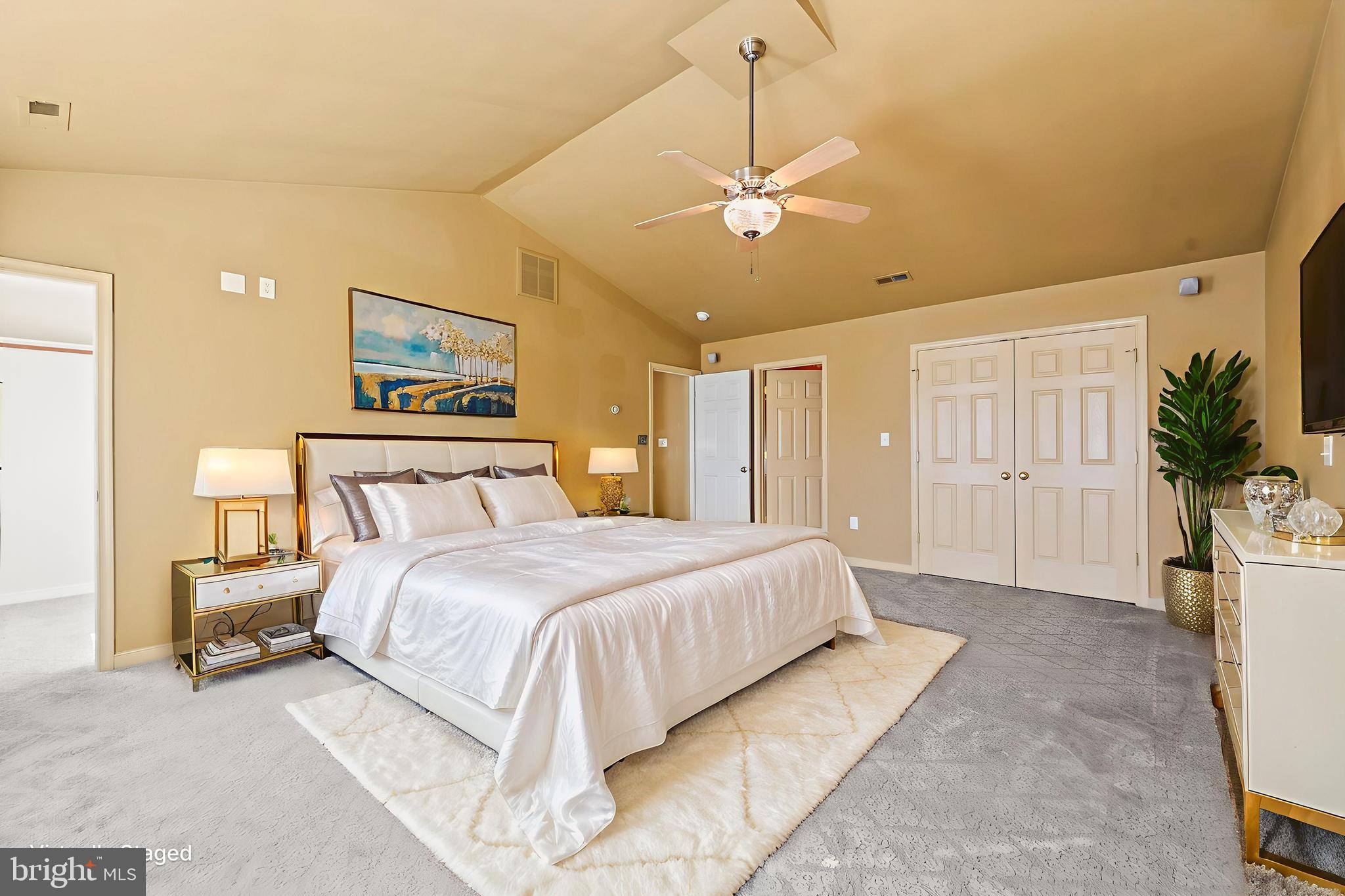 LEELAND STATION - Residential