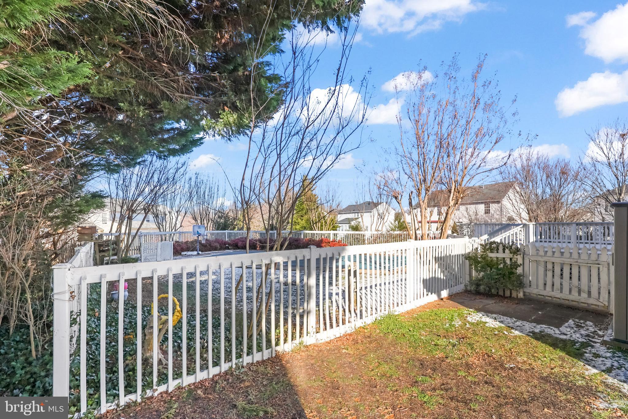 LEELAND STATION - Residential