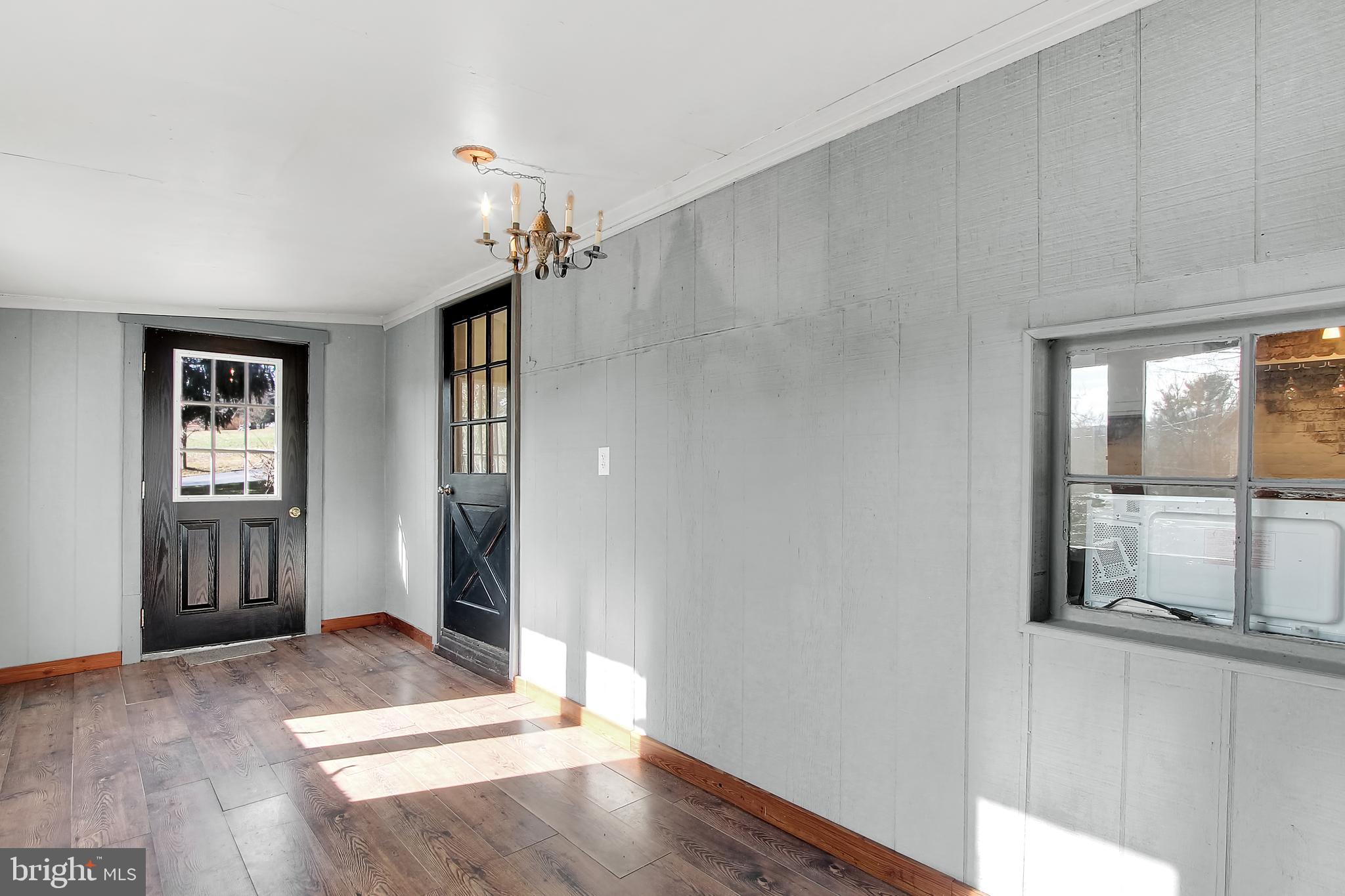 SOUTH HEIDELBERG - Residential