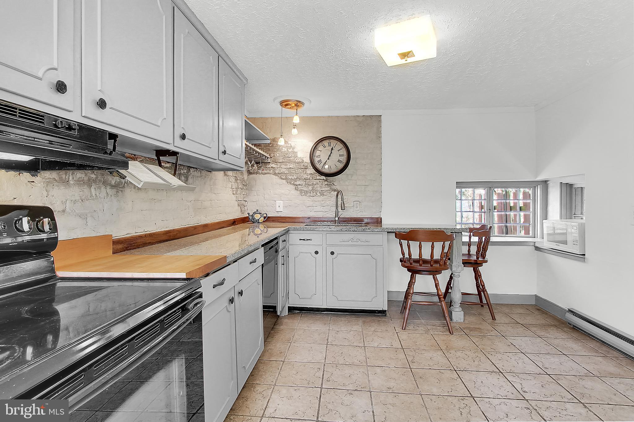 SOUTH HEIDELBERG - Residential