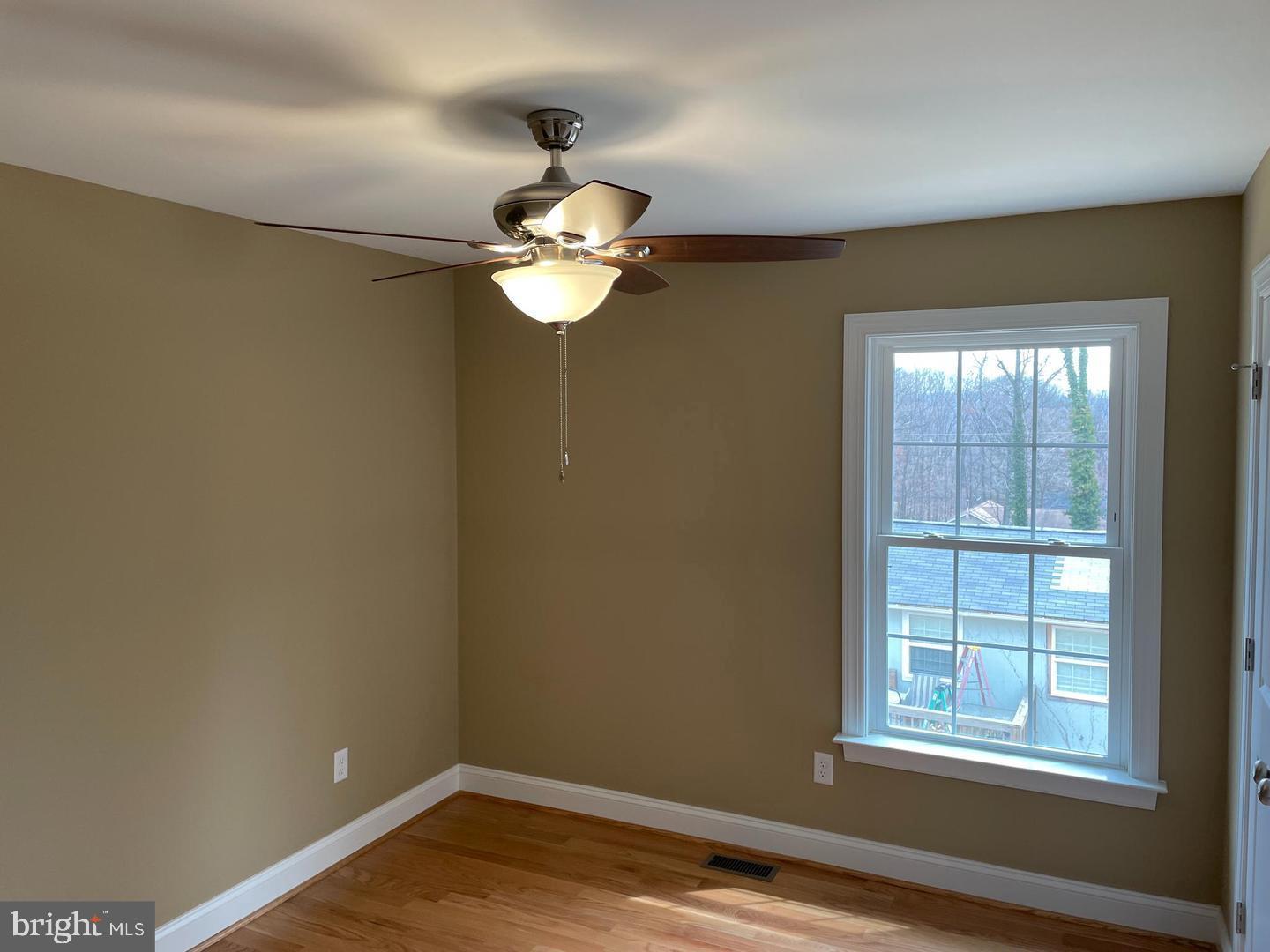 SHAWNEELAND - Residential