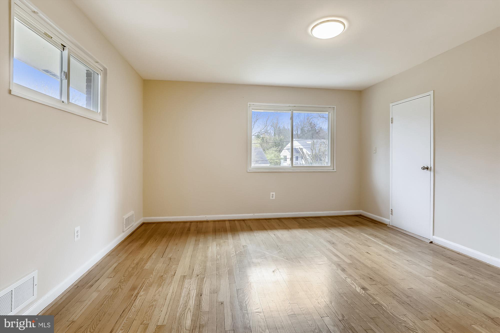 PARKVIEW - Residential Lease