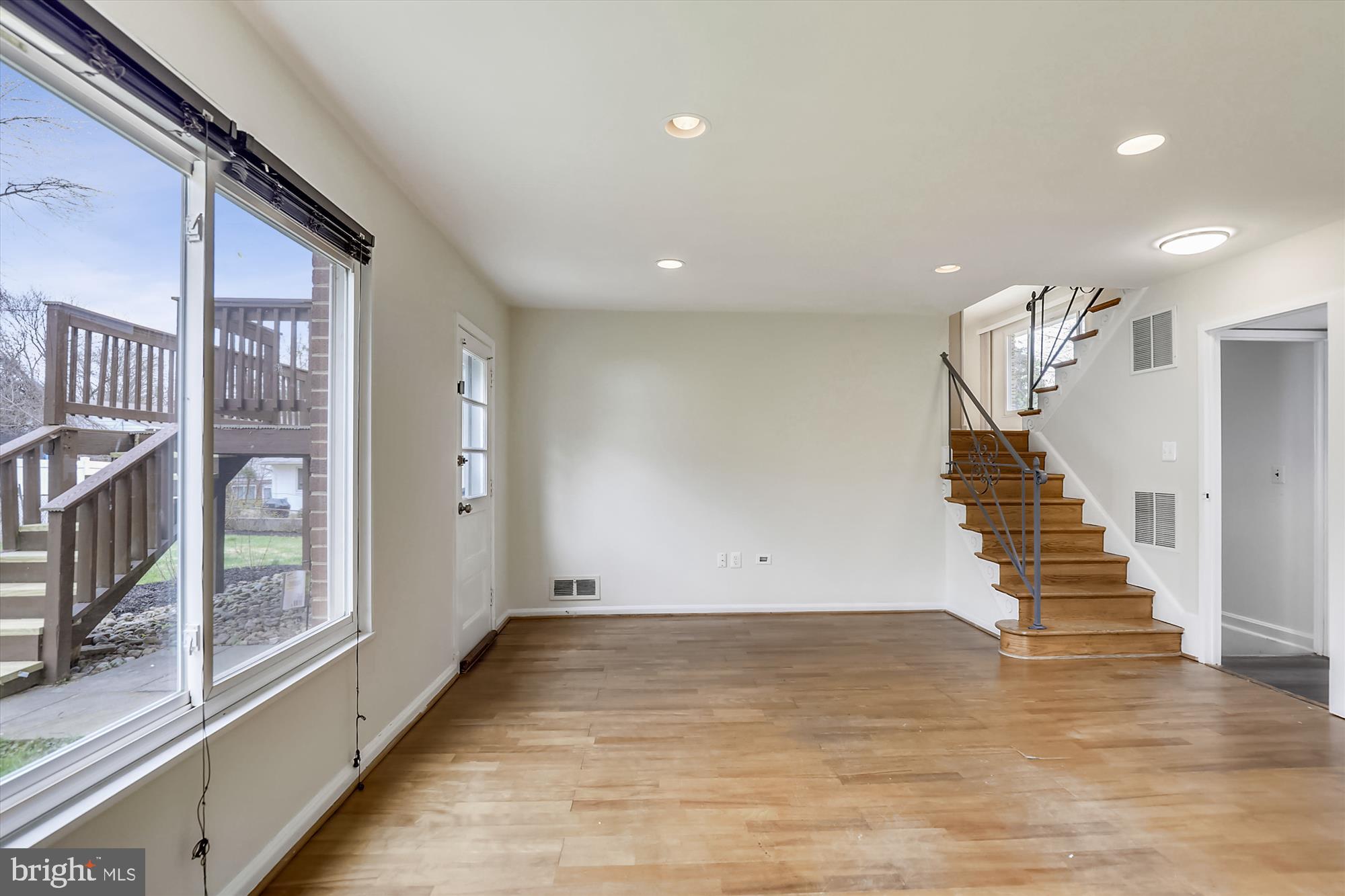 PARKVIEW - Residential Lease