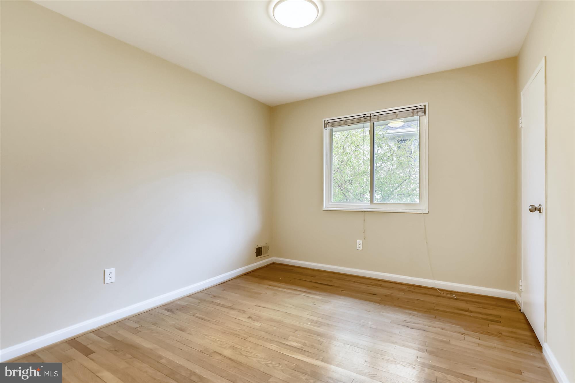 PARKVIEW - Residential Lease