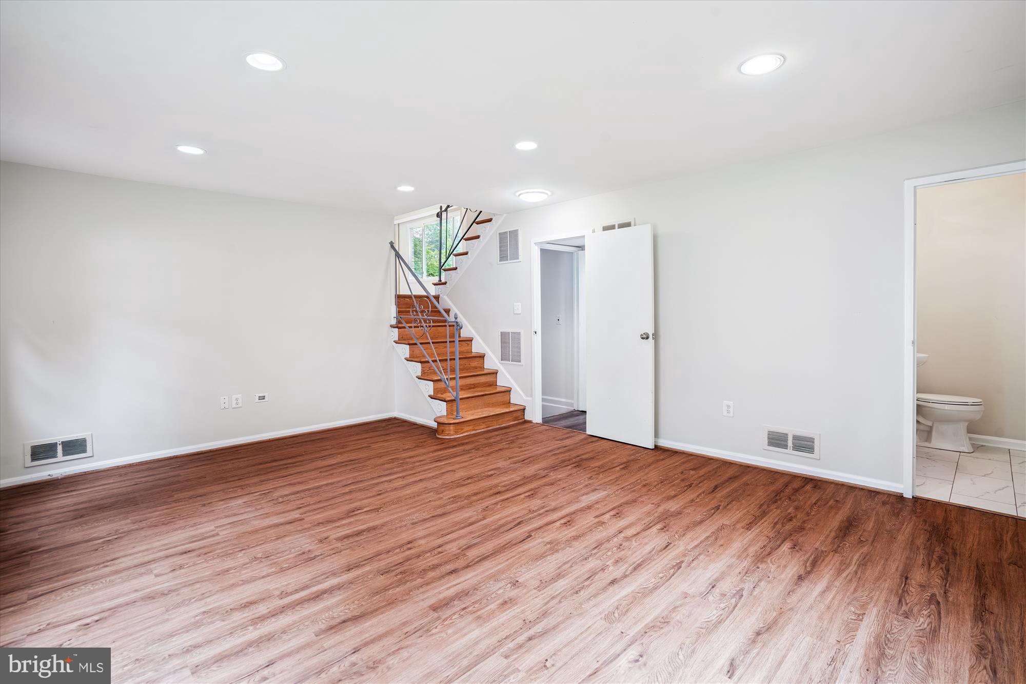 PARKVIEW - Residential Lease