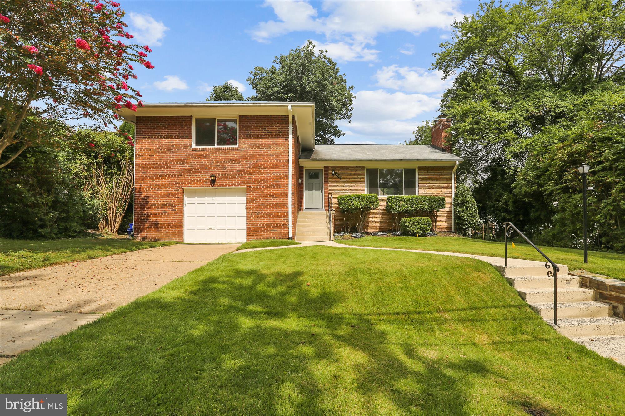 PARKVIEW - Residential Lease