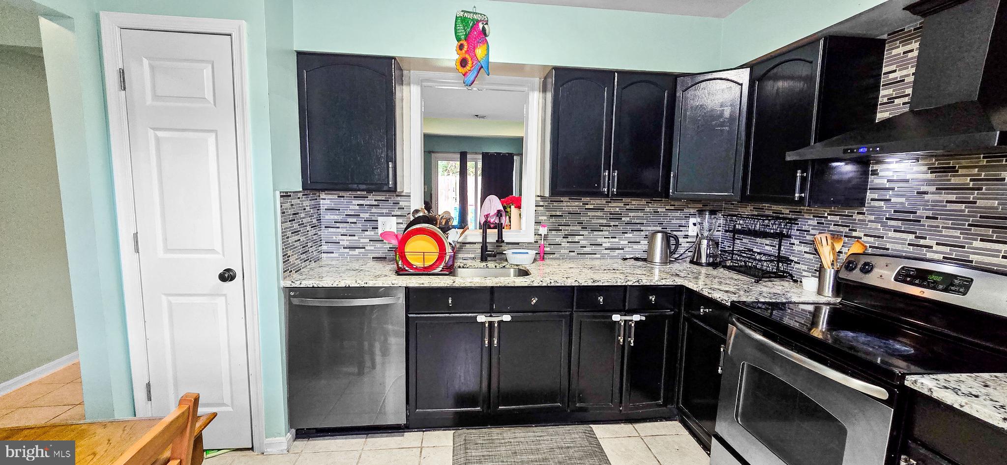 TOWNE CREST - Residential