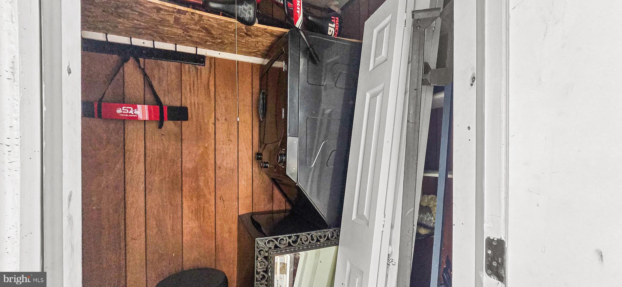 TOWNE CREST - Residential