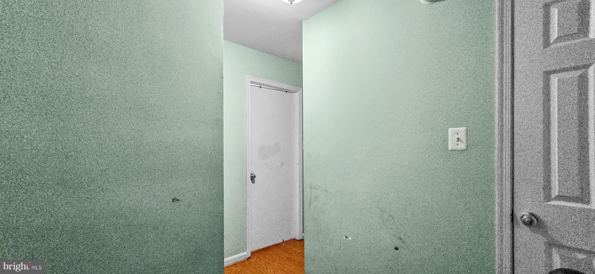 TOWNE CREST - Residential