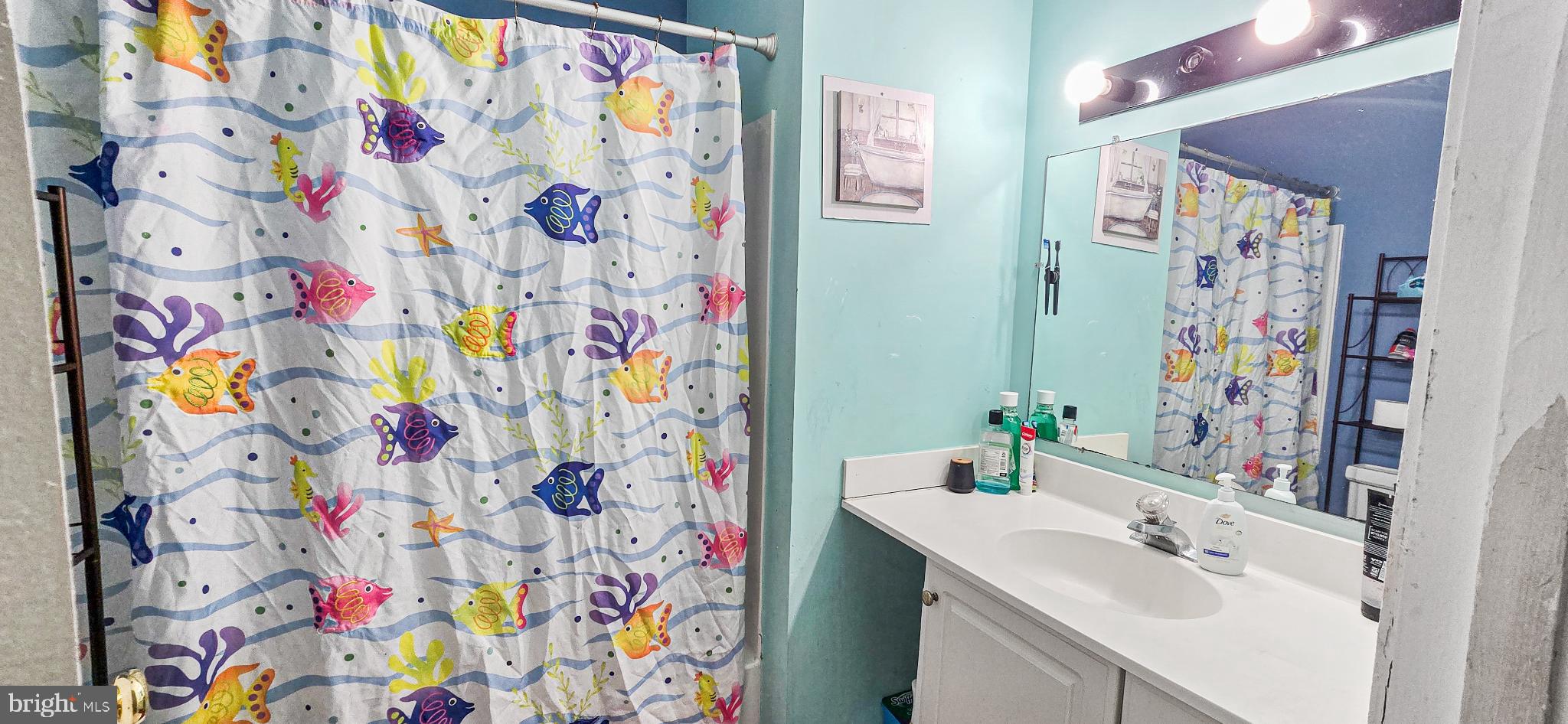 TOWNE CREST - Residential