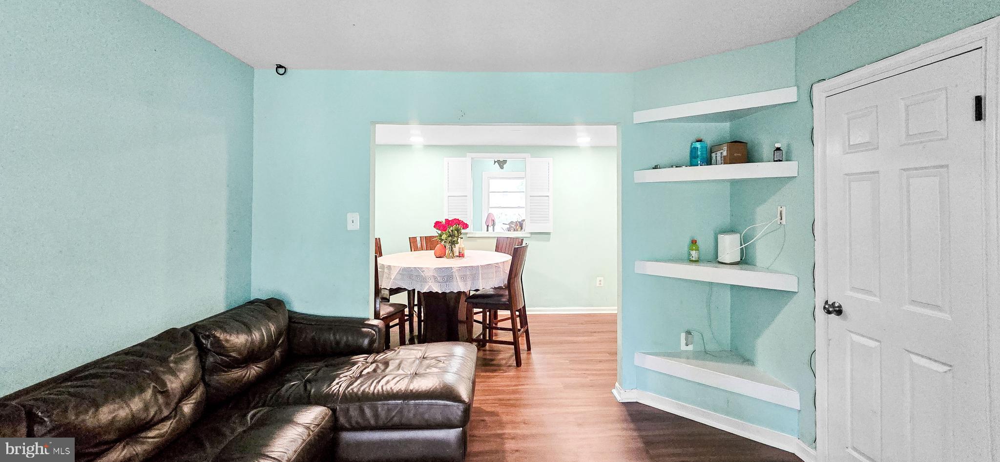 TOWNE CREST - Residential