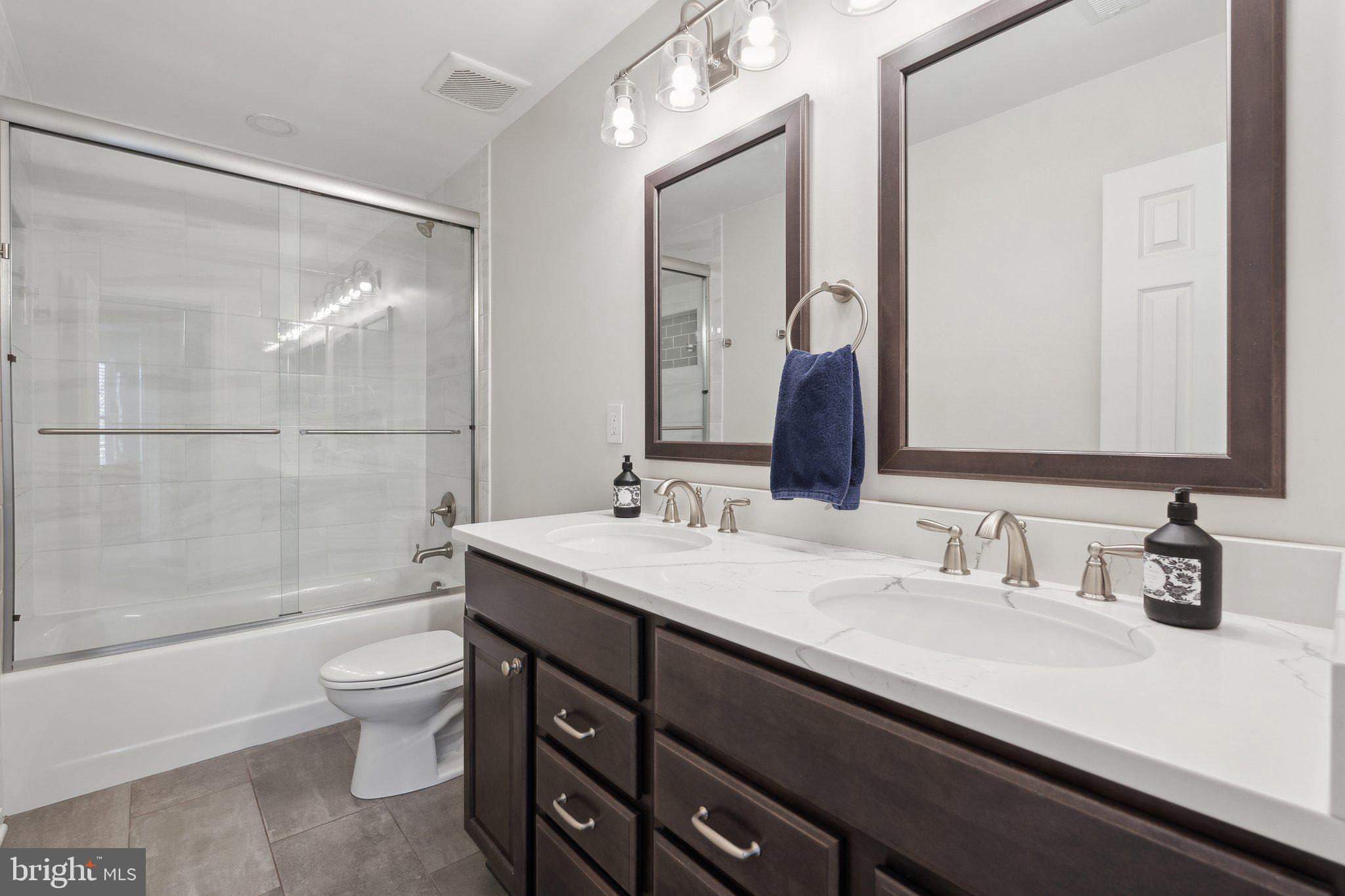 AUSTIN RIDGE - Residential