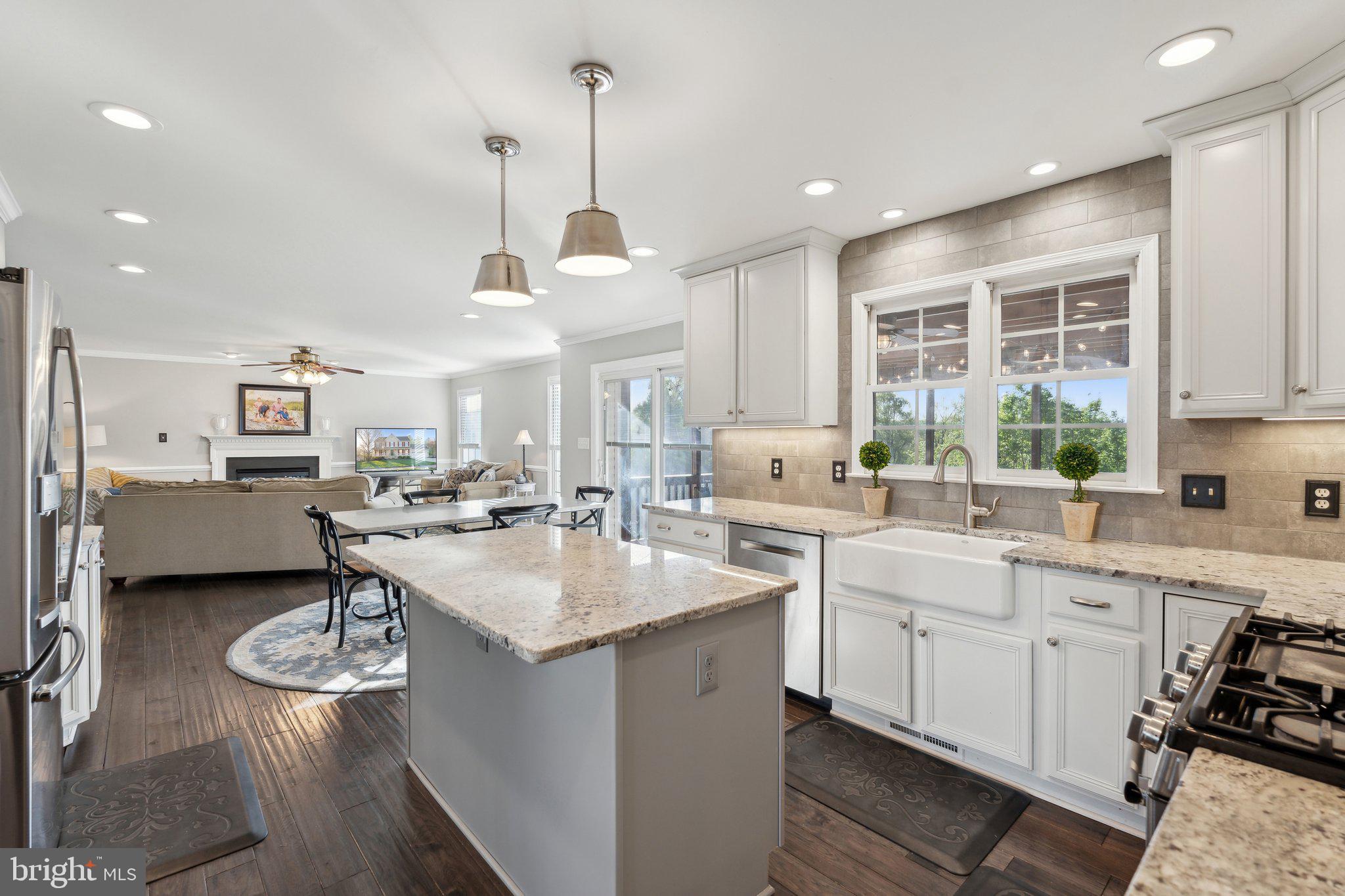 AUSTIN RIDGE - Residential