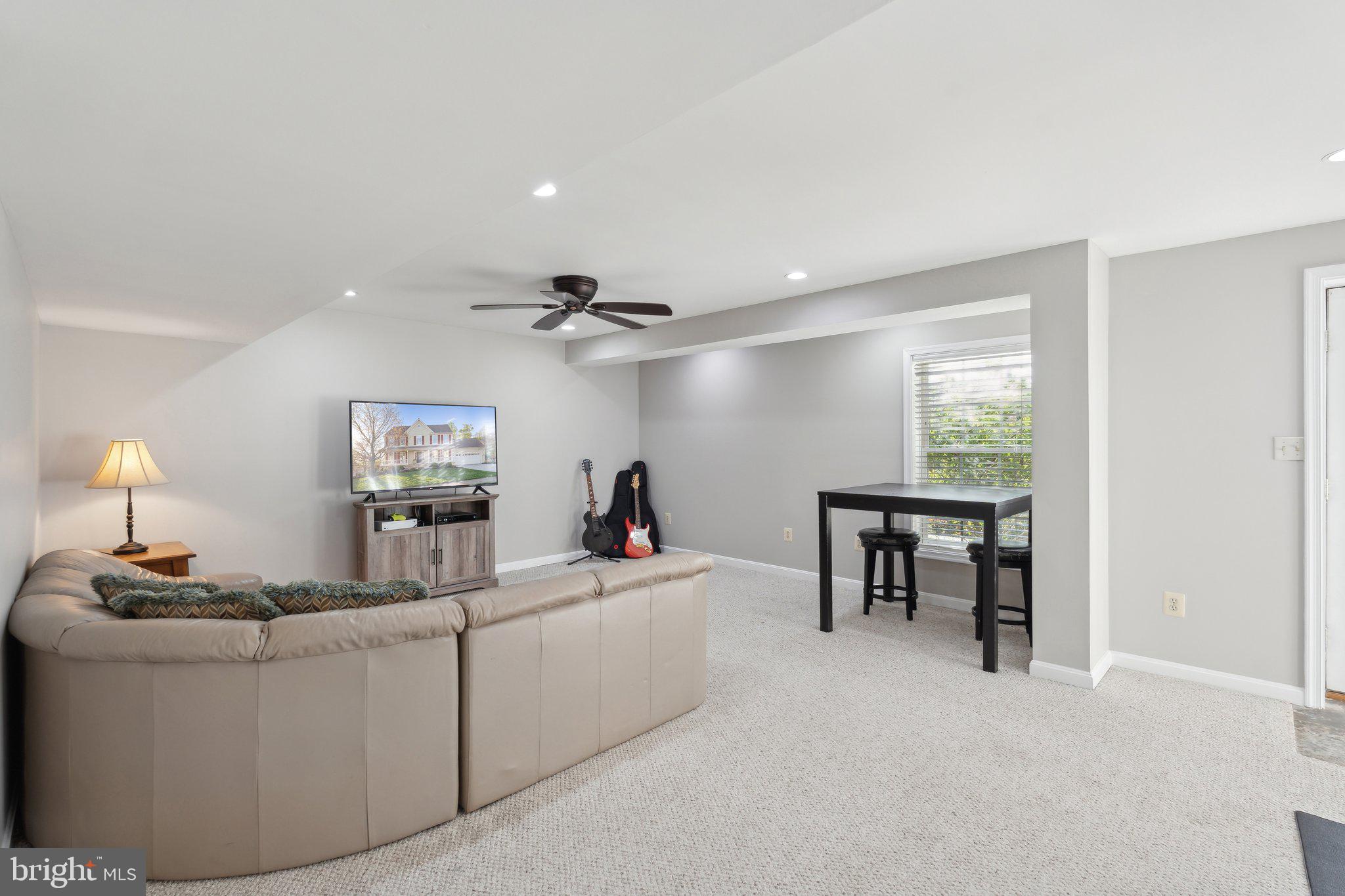 AUSTIN RIDGE - Residential