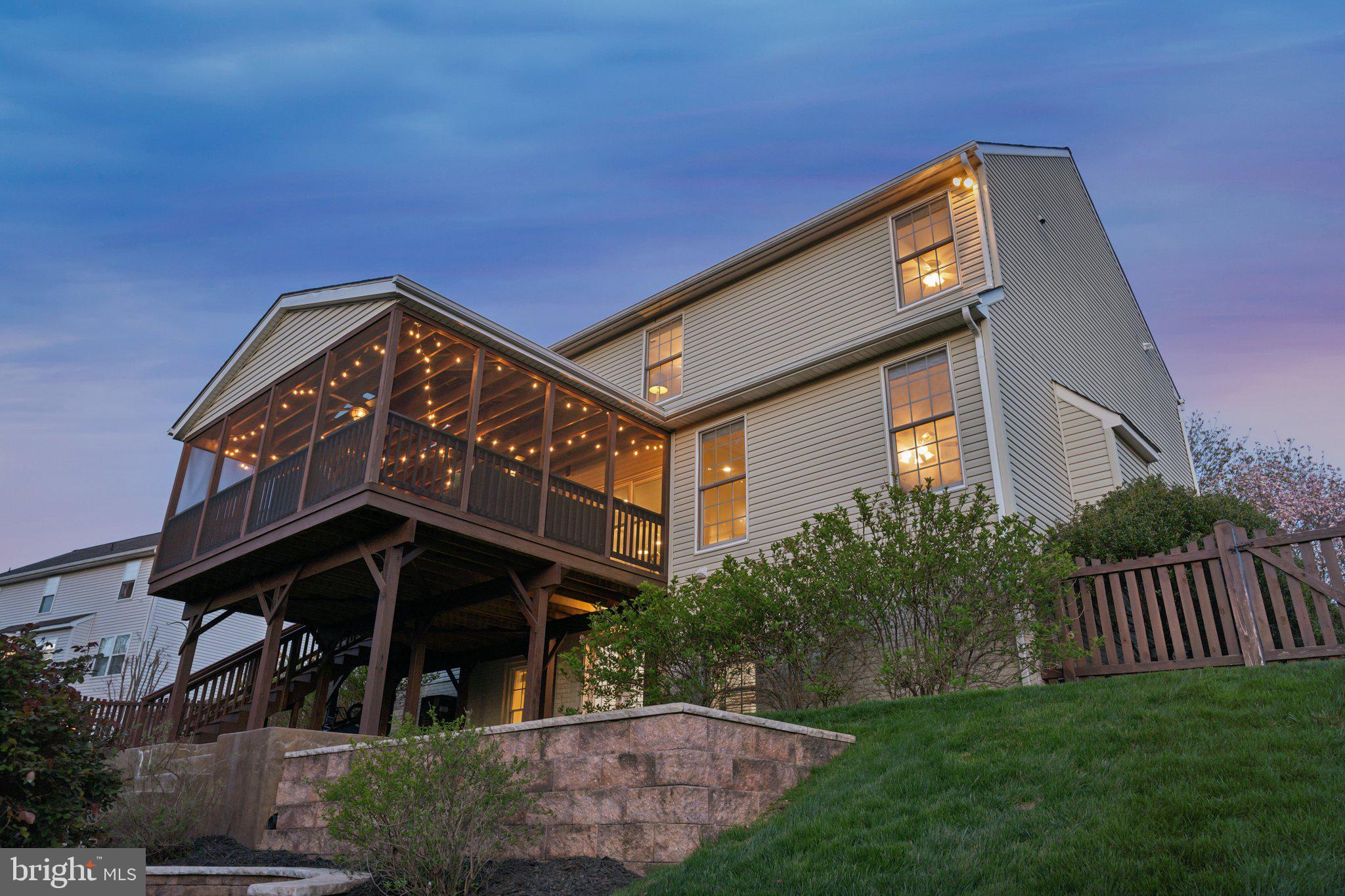 AUSTIN RIDGE - Residential