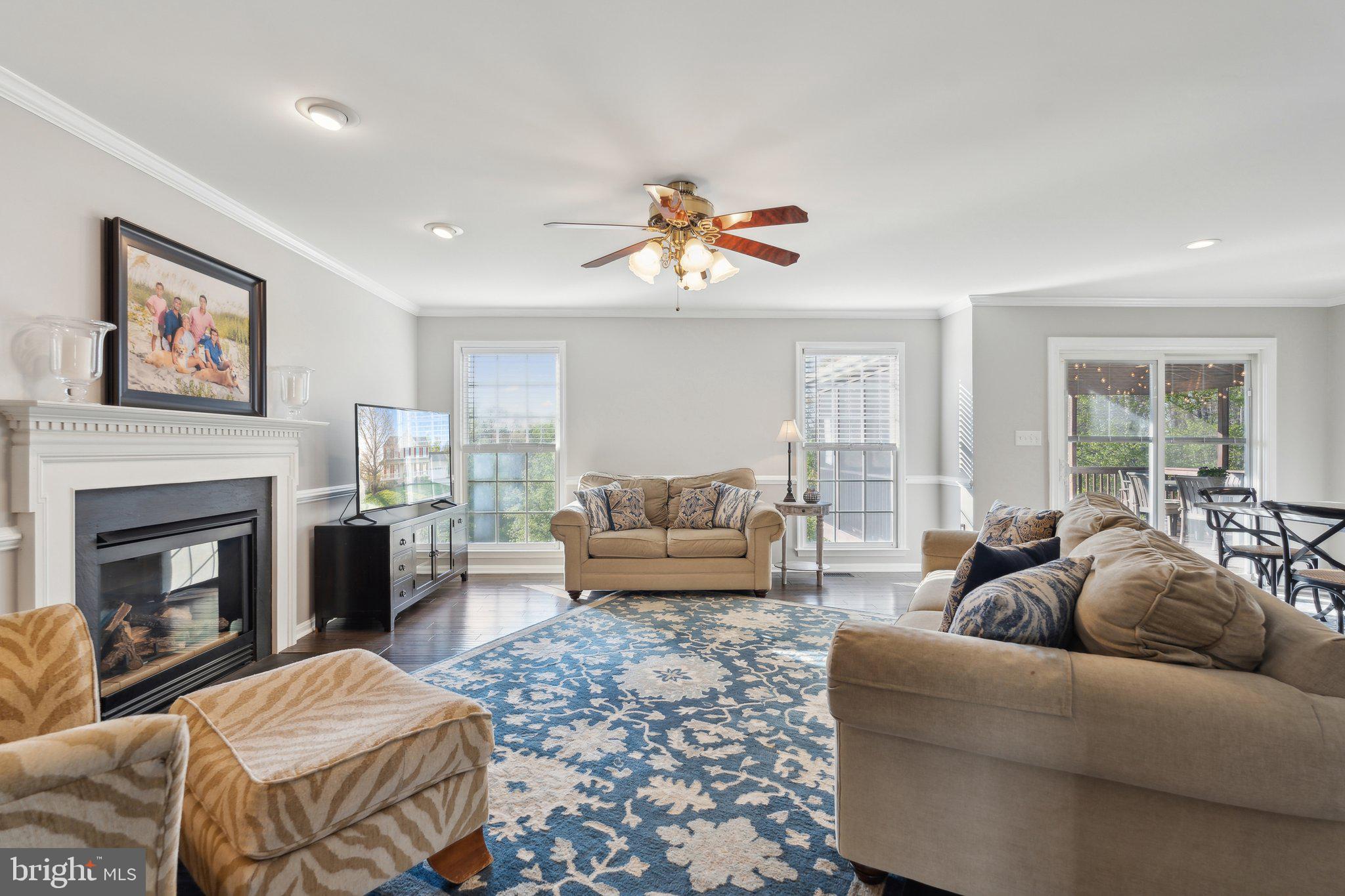 AUSTIN RIDGE - Residential