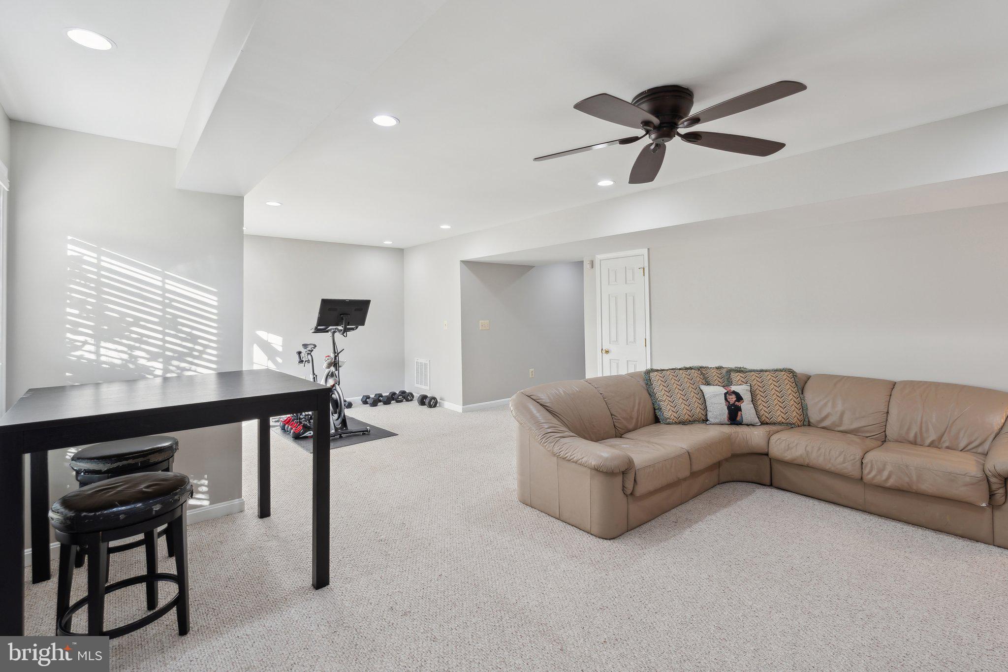 AUSTIN RIDGE - Residential