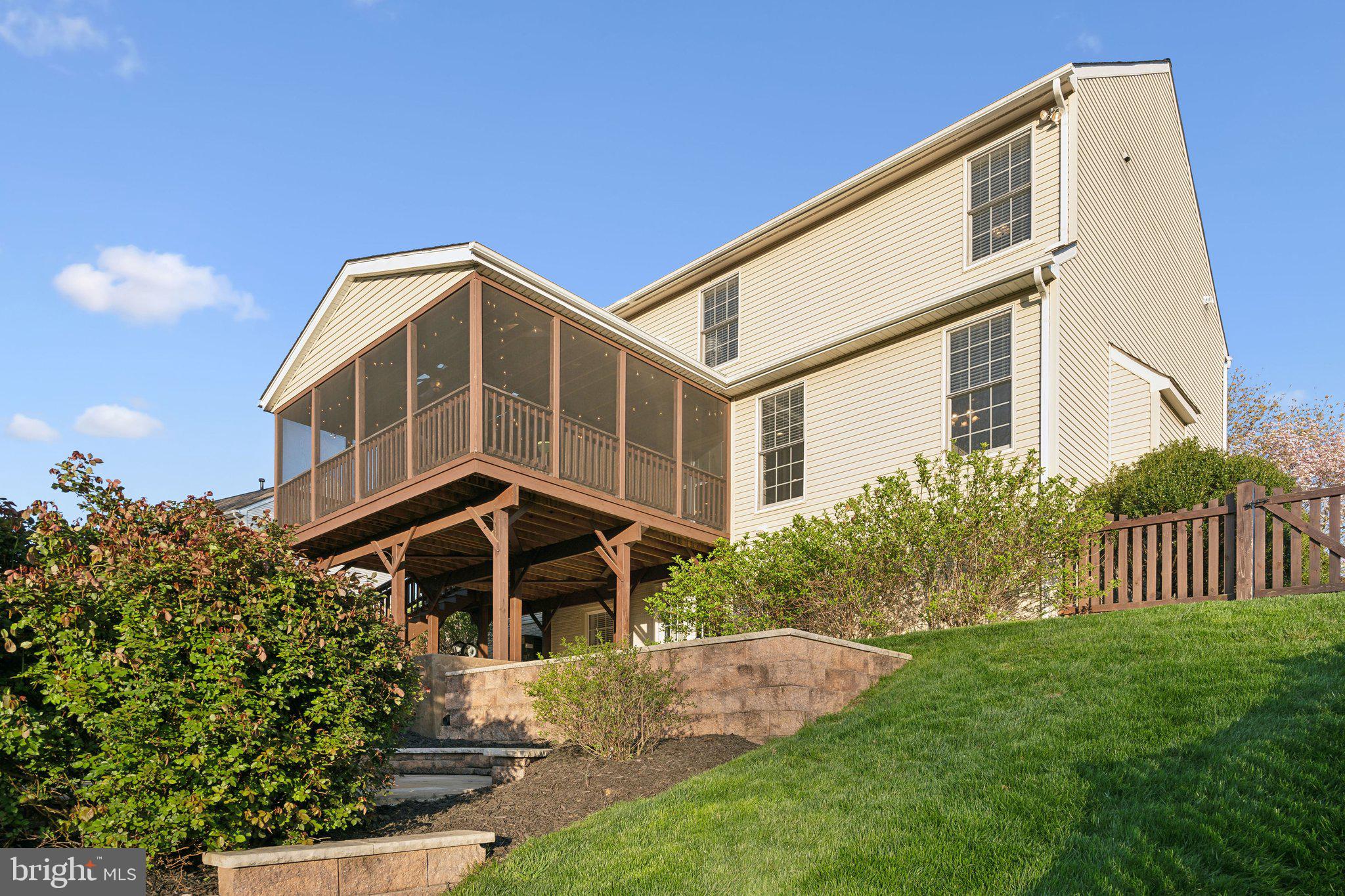 AUSTIN RIDGE - Residential