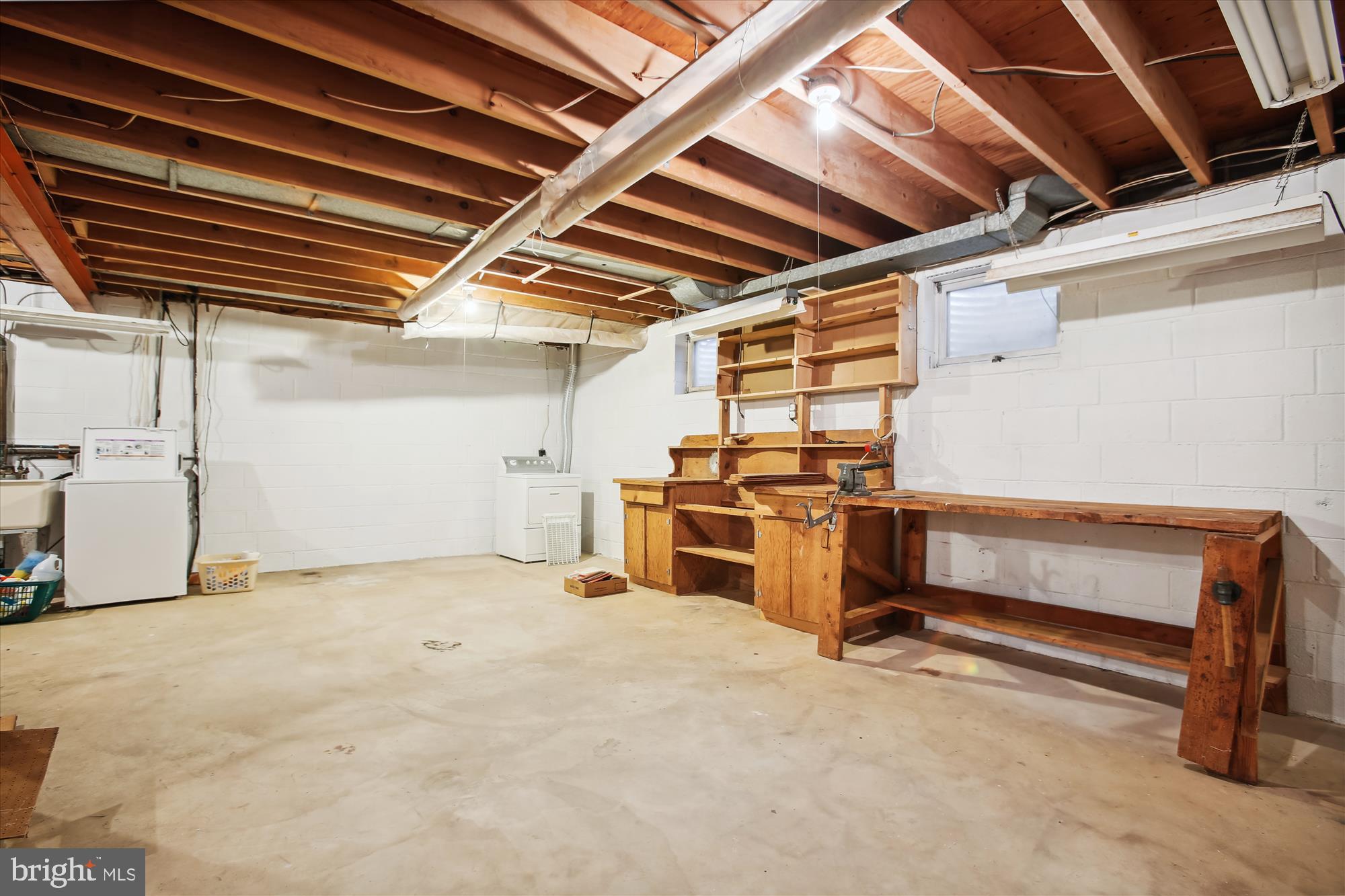 MANTUA - Residential Lease