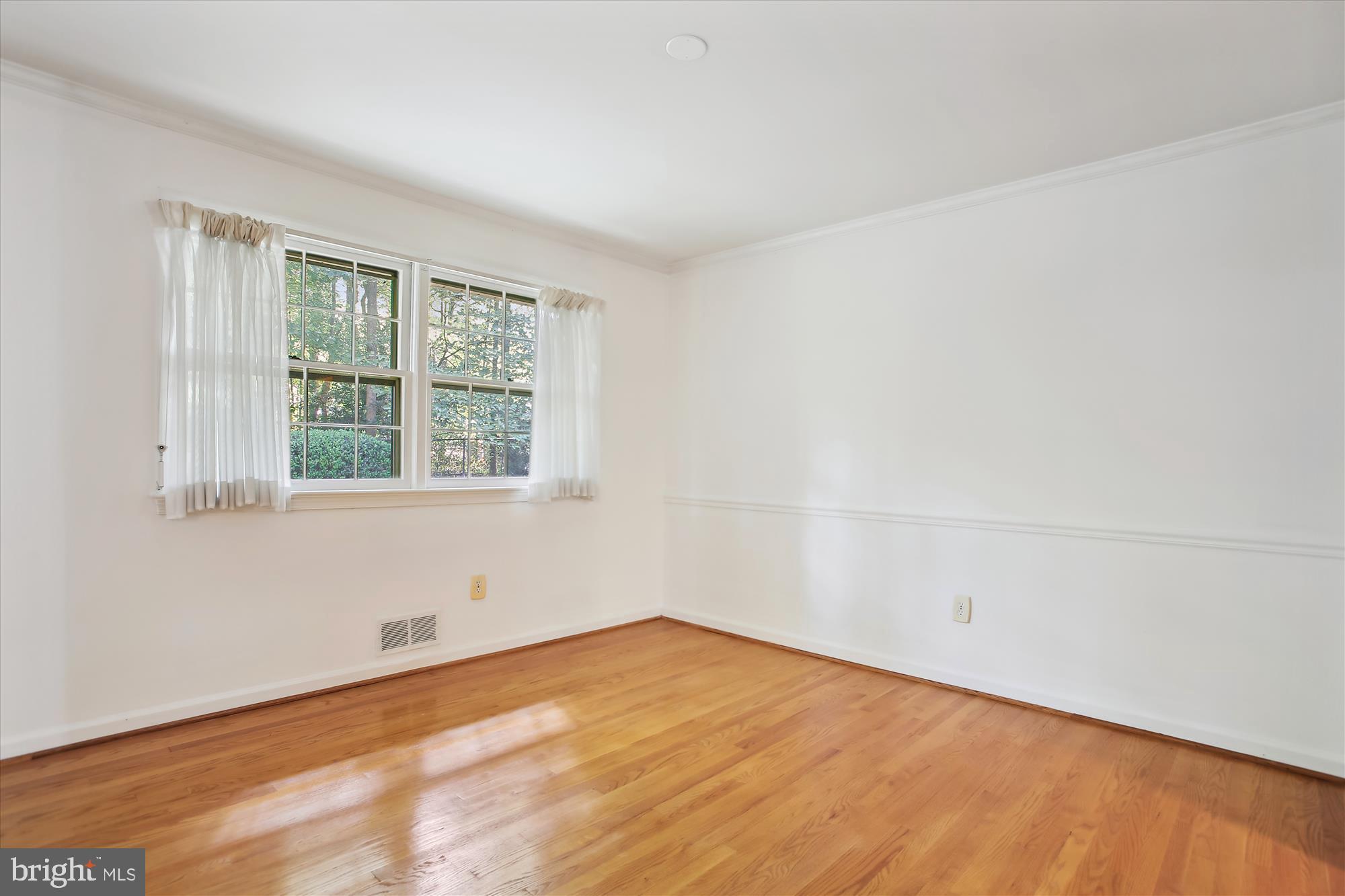 MANTUA - Residential Lease