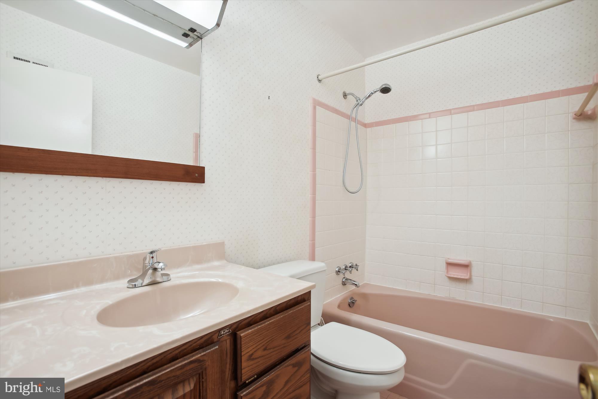 MANTUA - Residential Lease