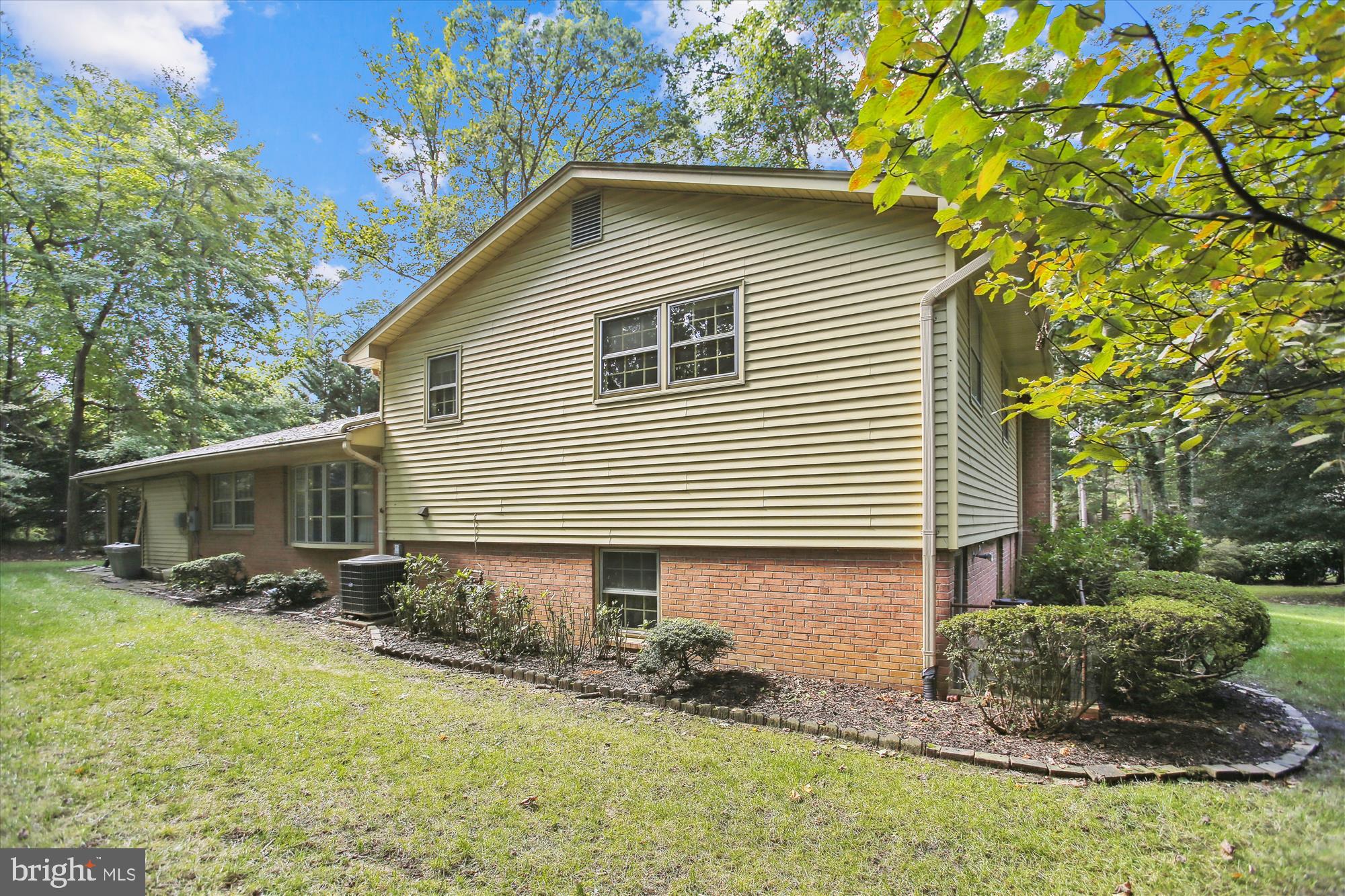 MANTUA - Residential Lease