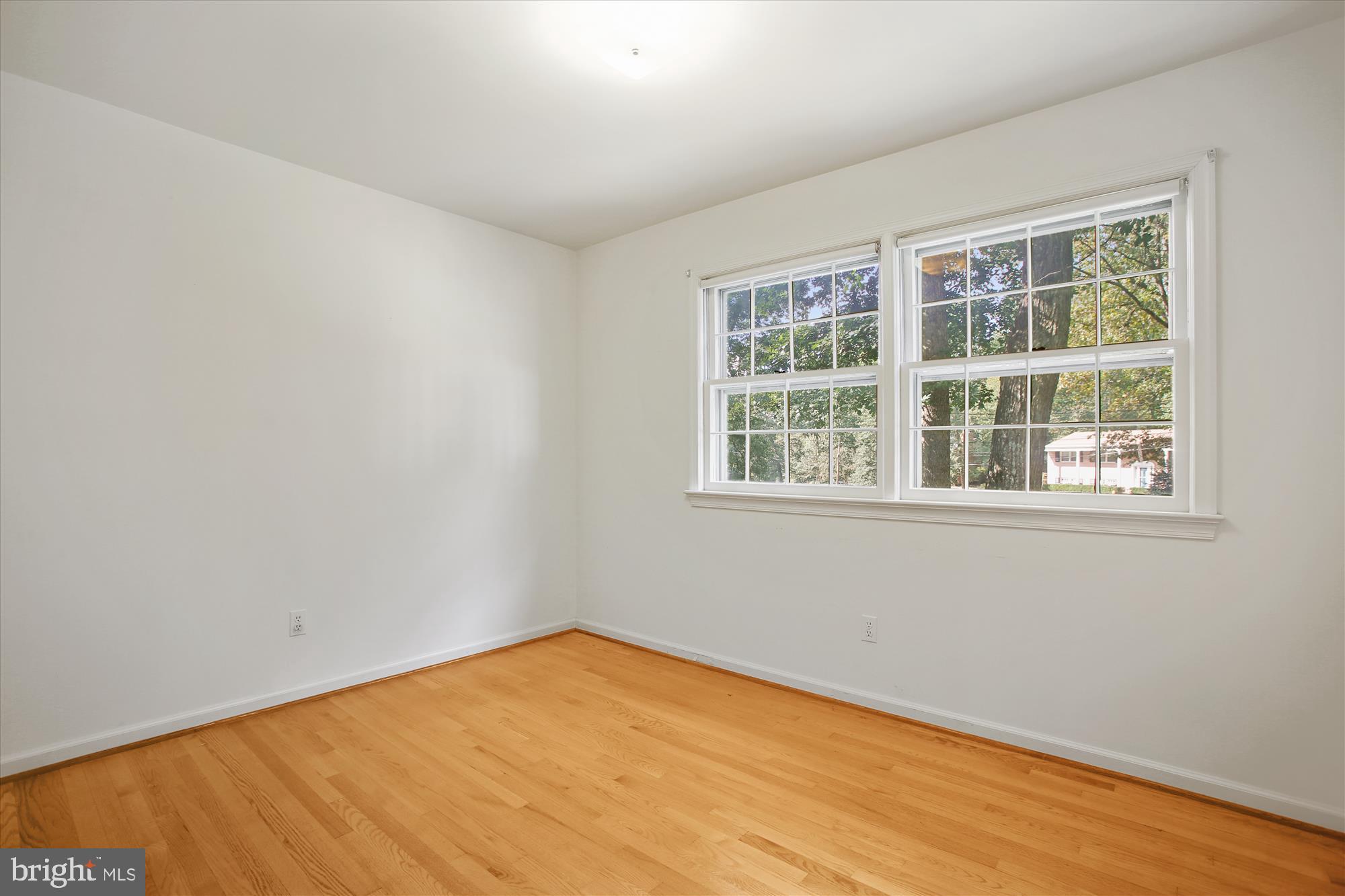 MANTUA - Residential Lease