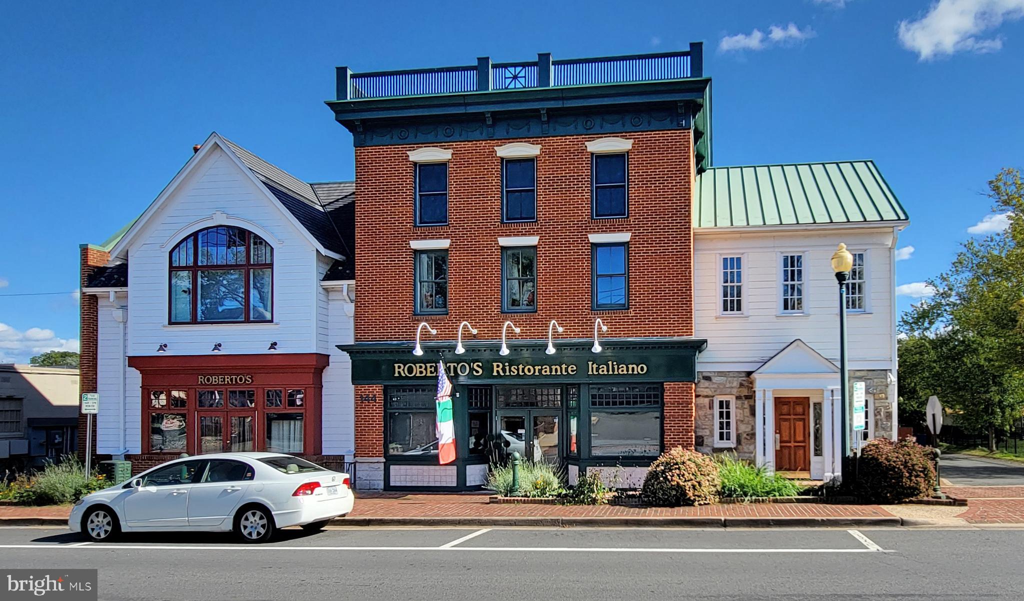 MANTUA - Residential Lease