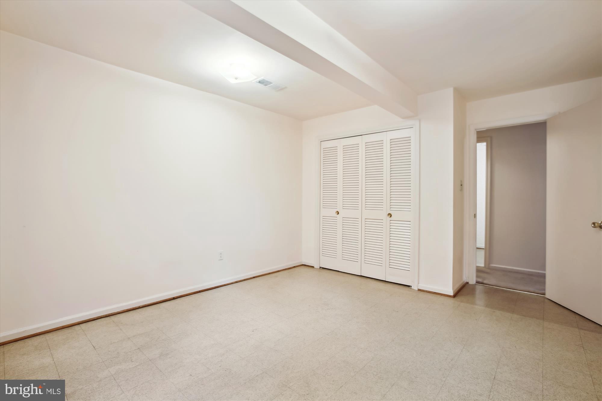 MANTUA - Residential Lease