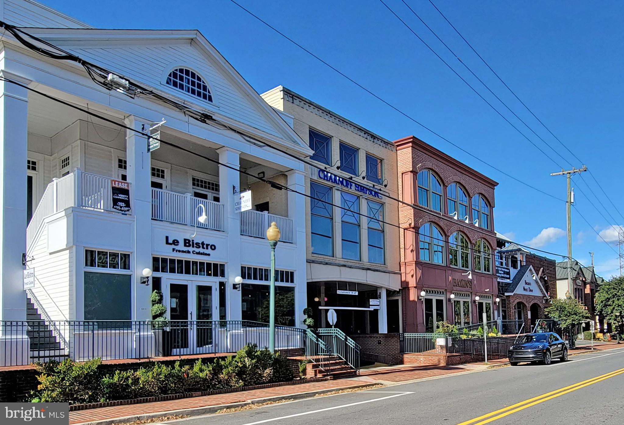 MANTUA - Residential Lease