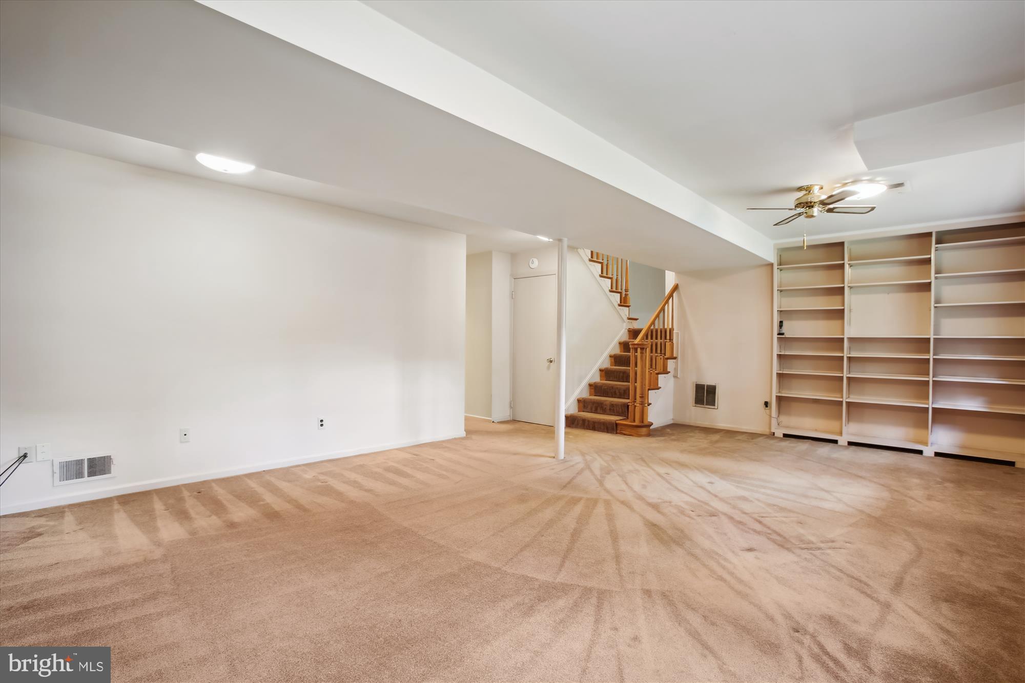 MANTUA - Residential Lease